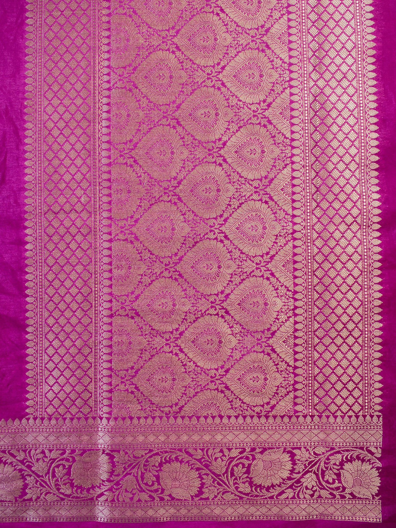 Banarasi Semi Silk Saree with Plain Border-Pink