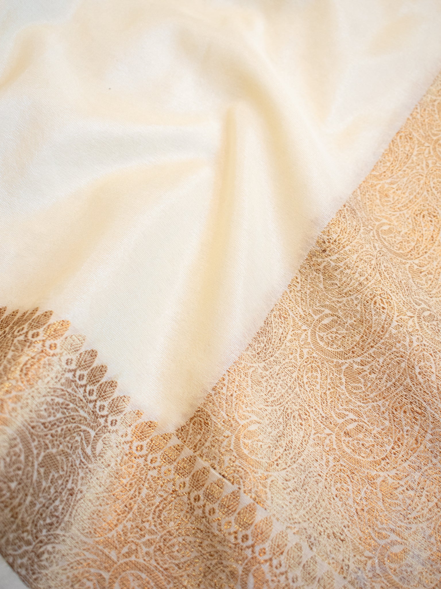 Banarasi Cotton Silk Saree With Plain Skirt Border- Off White