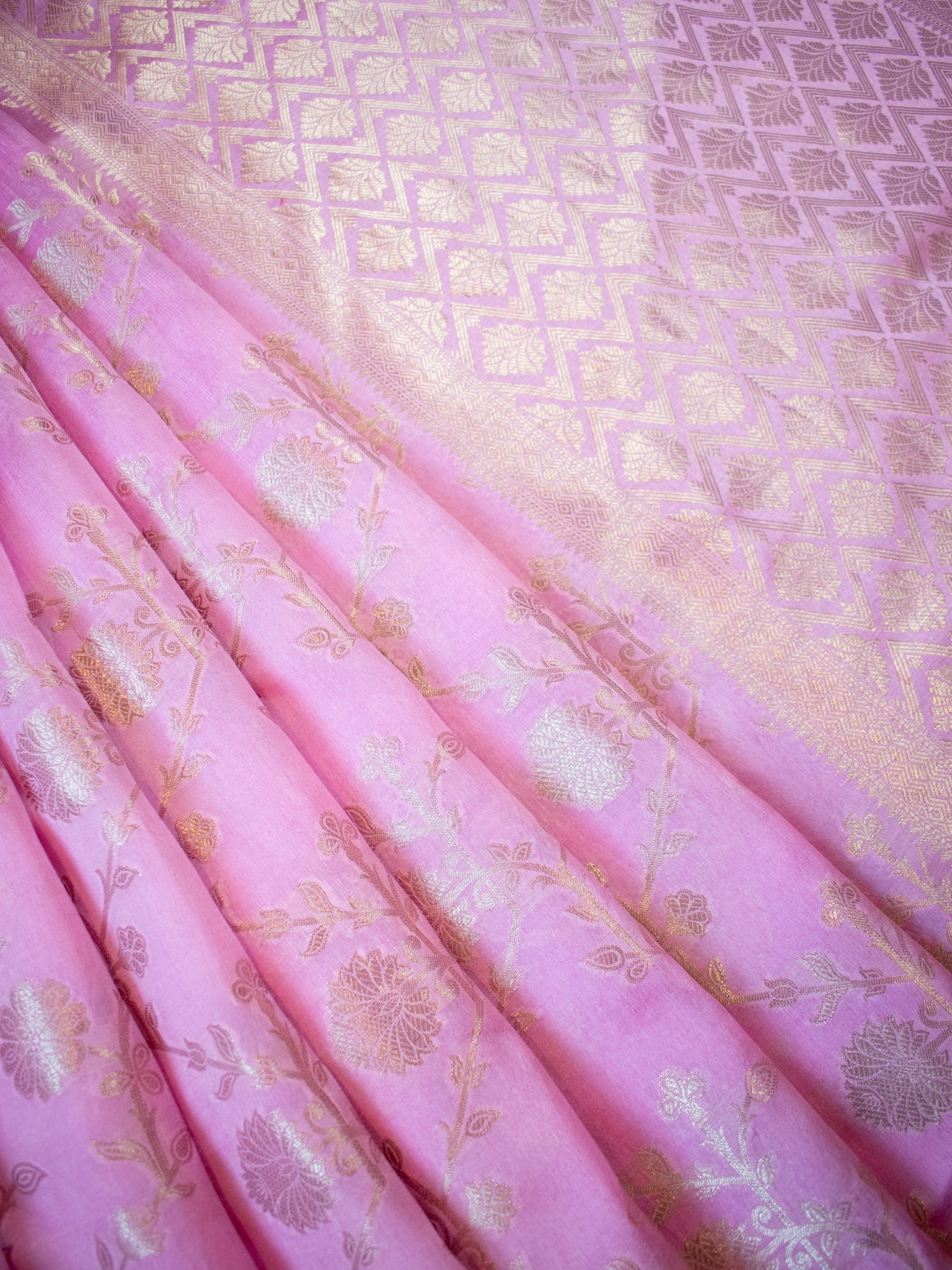 Banarasi Cotton Silk Saree With Floral Weaving & Border- Pink