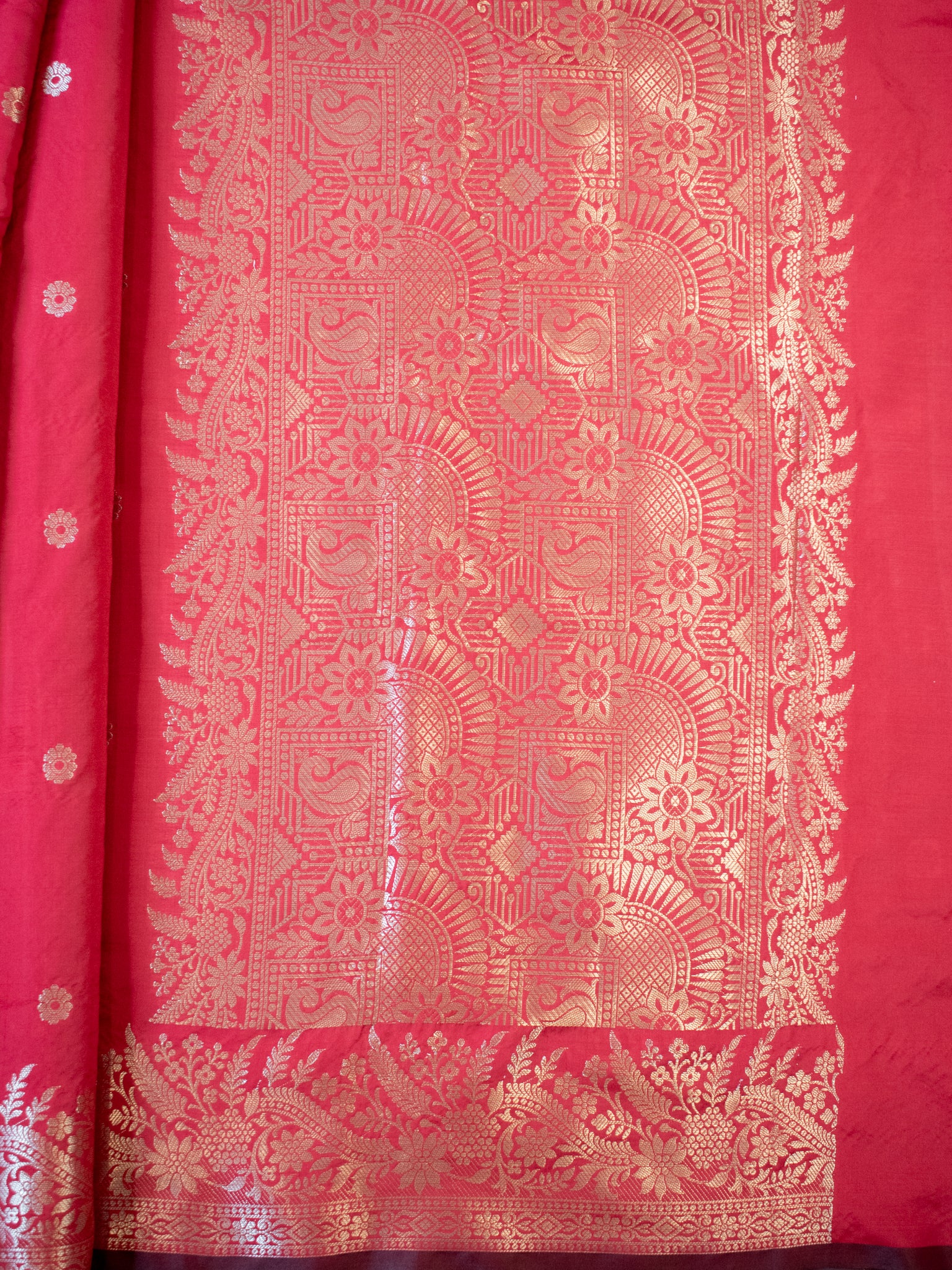 Banarasi Semi Katan Silk Saree With Border- Red