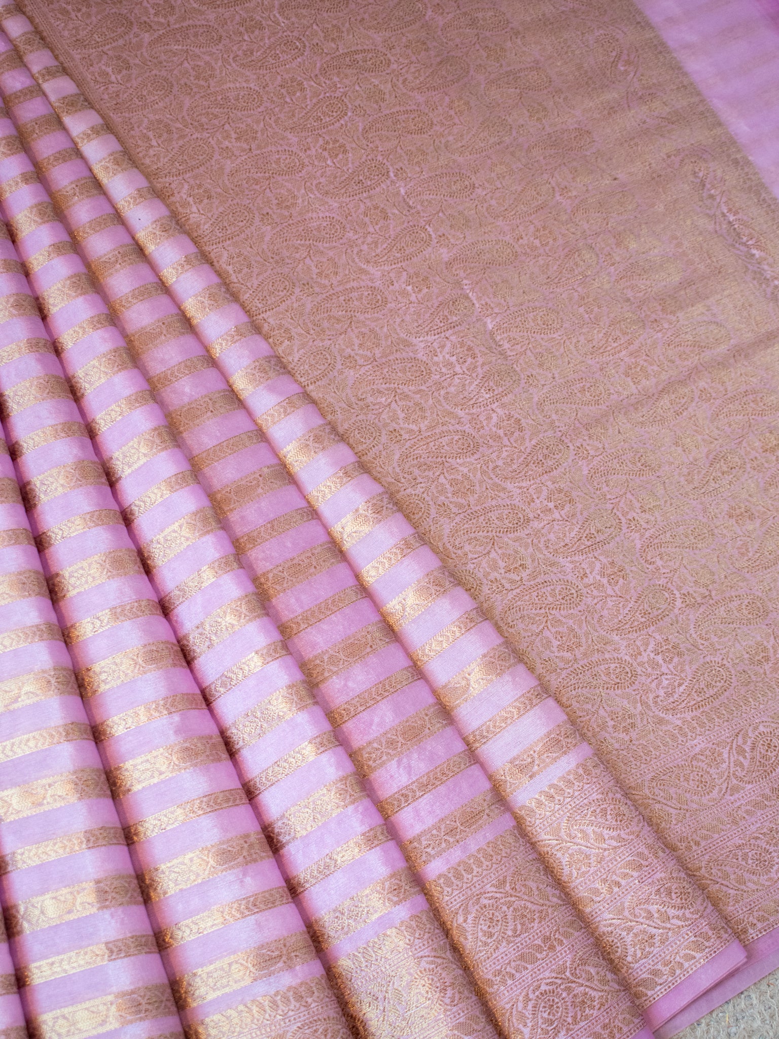 Banarasi Semi Cotton Saree Antique Weaving & Border- Lavender