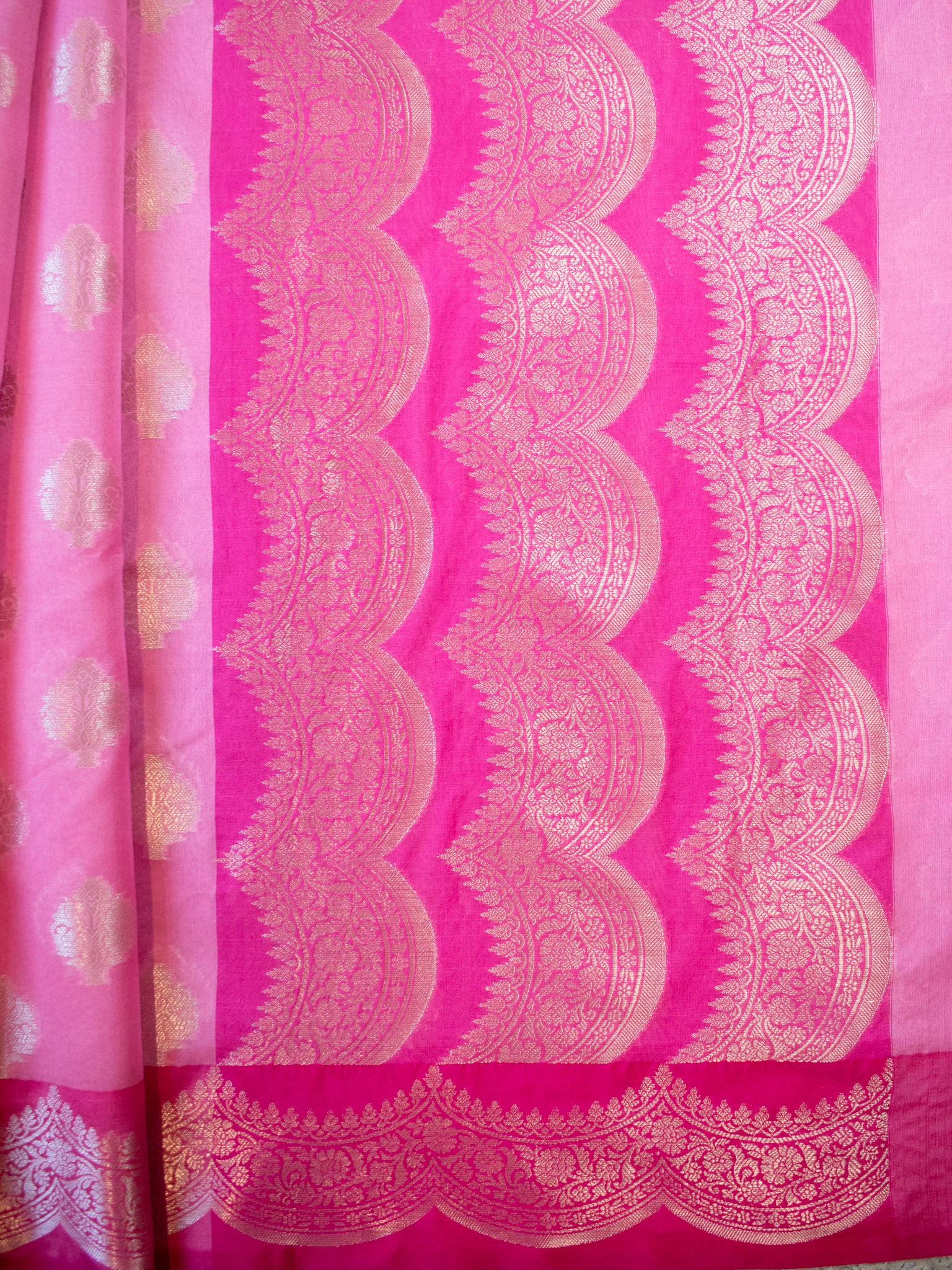 Banarasi Cotton Silk Saree With Buta & Contrast Border- Pink