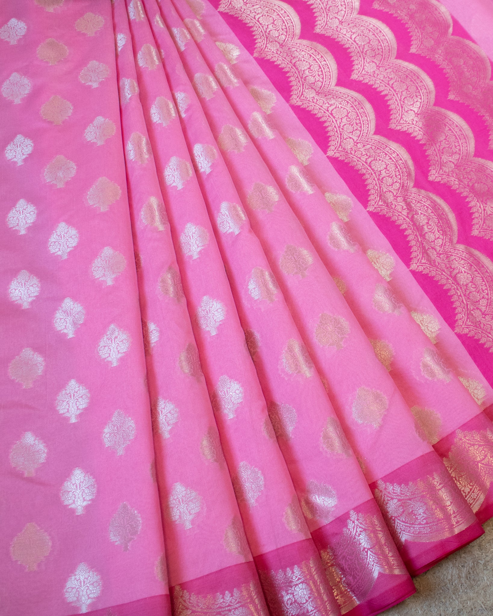 Banarasi Cotton Silk Saree With Buta & Contrast Border- Pink