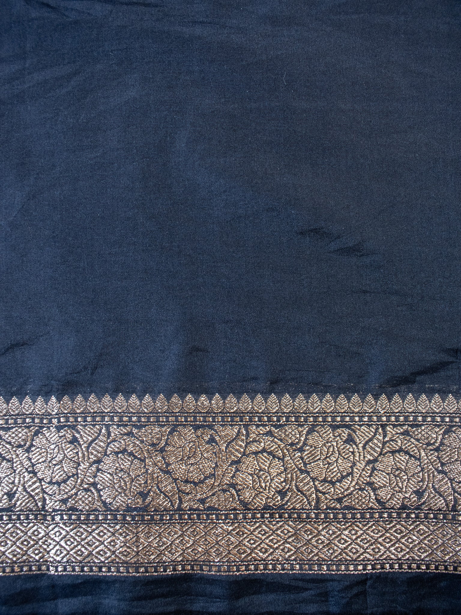 Banarasi Semi Chiffon Saree Silver Zari Buti Weaving & Border-Black