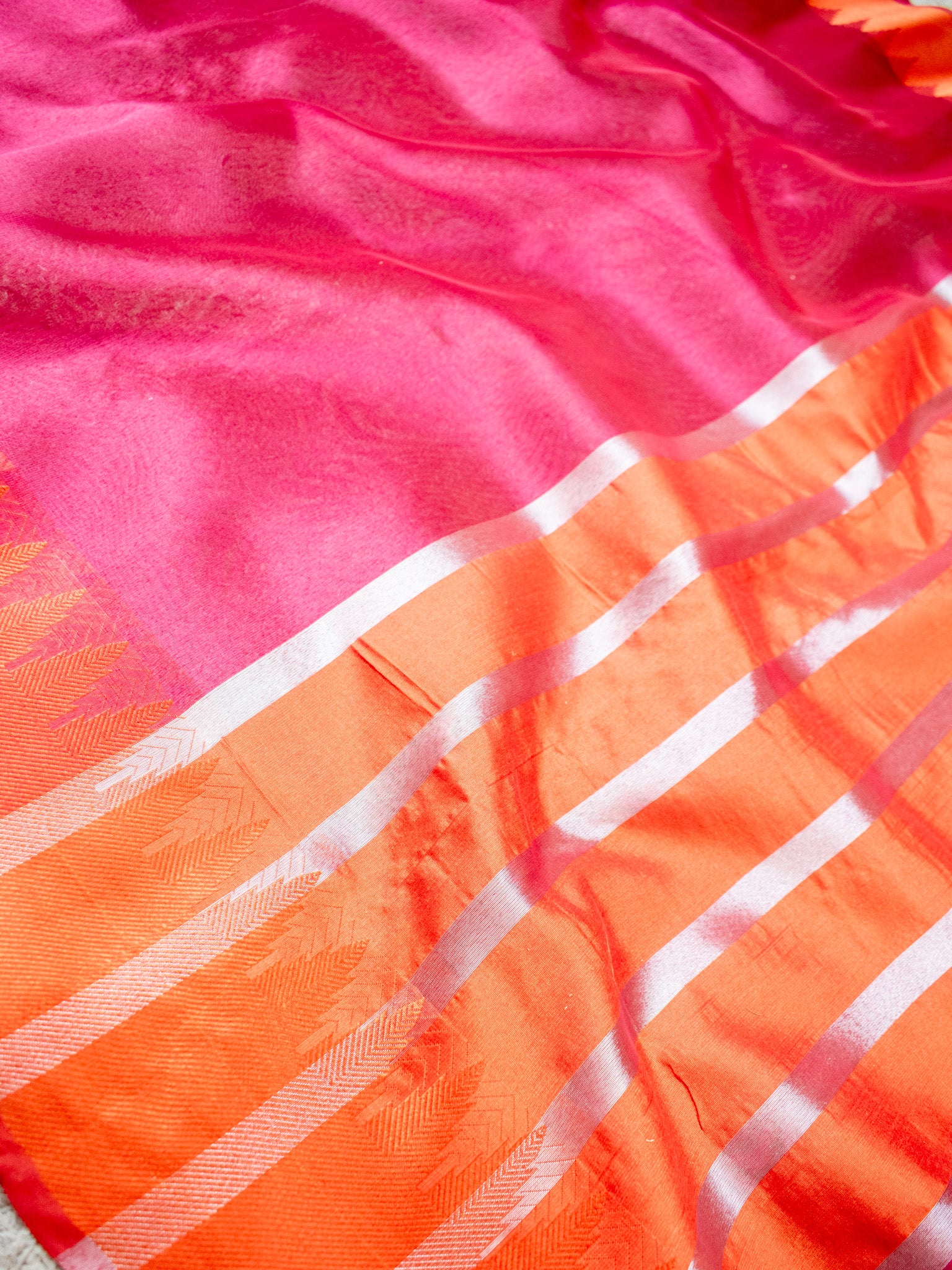 Banarasi Plain Shaded Tissue Saree With Zari Border - Pink