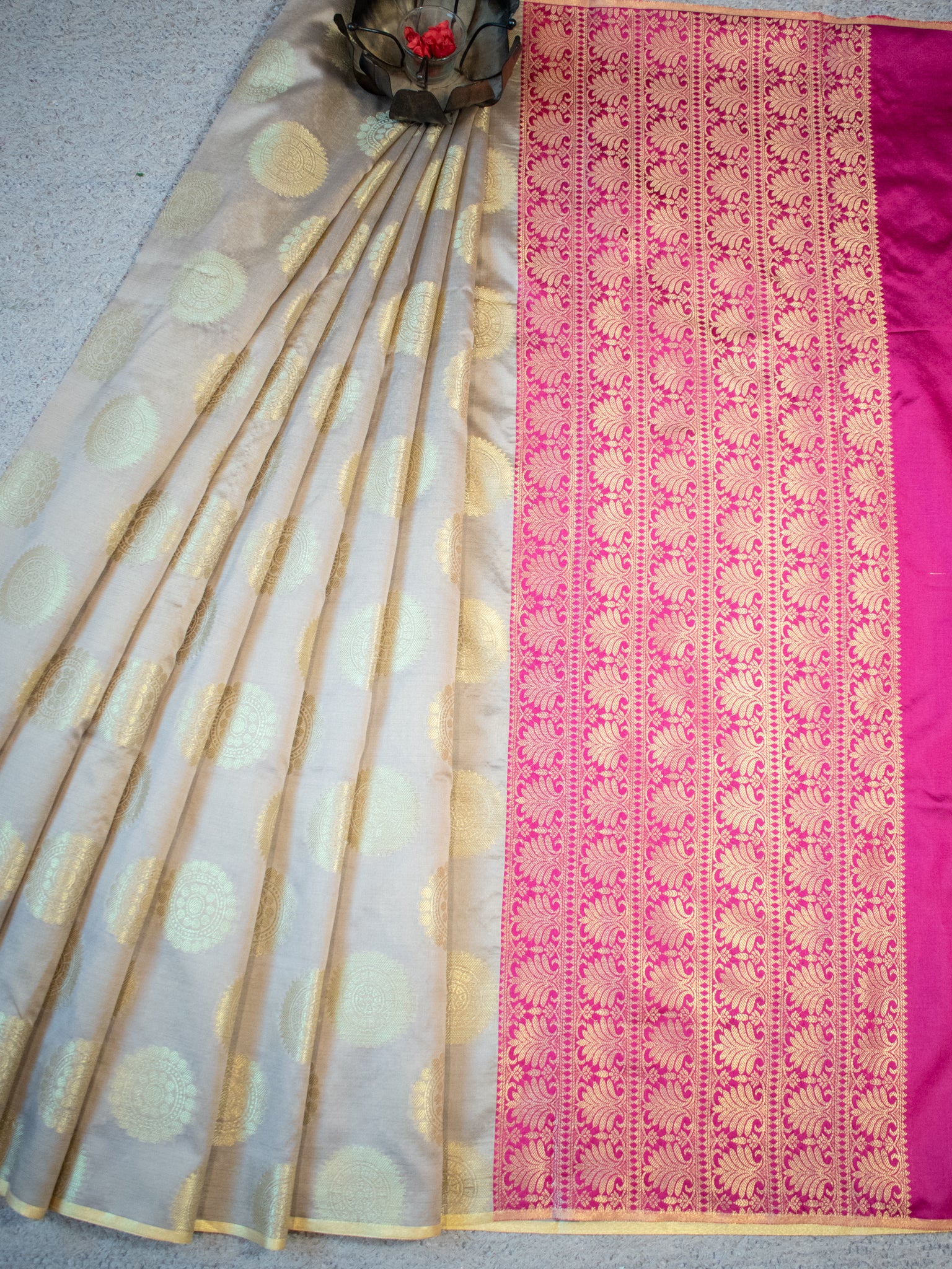 Banarasi Buta Cotton Silk Saree - Grey