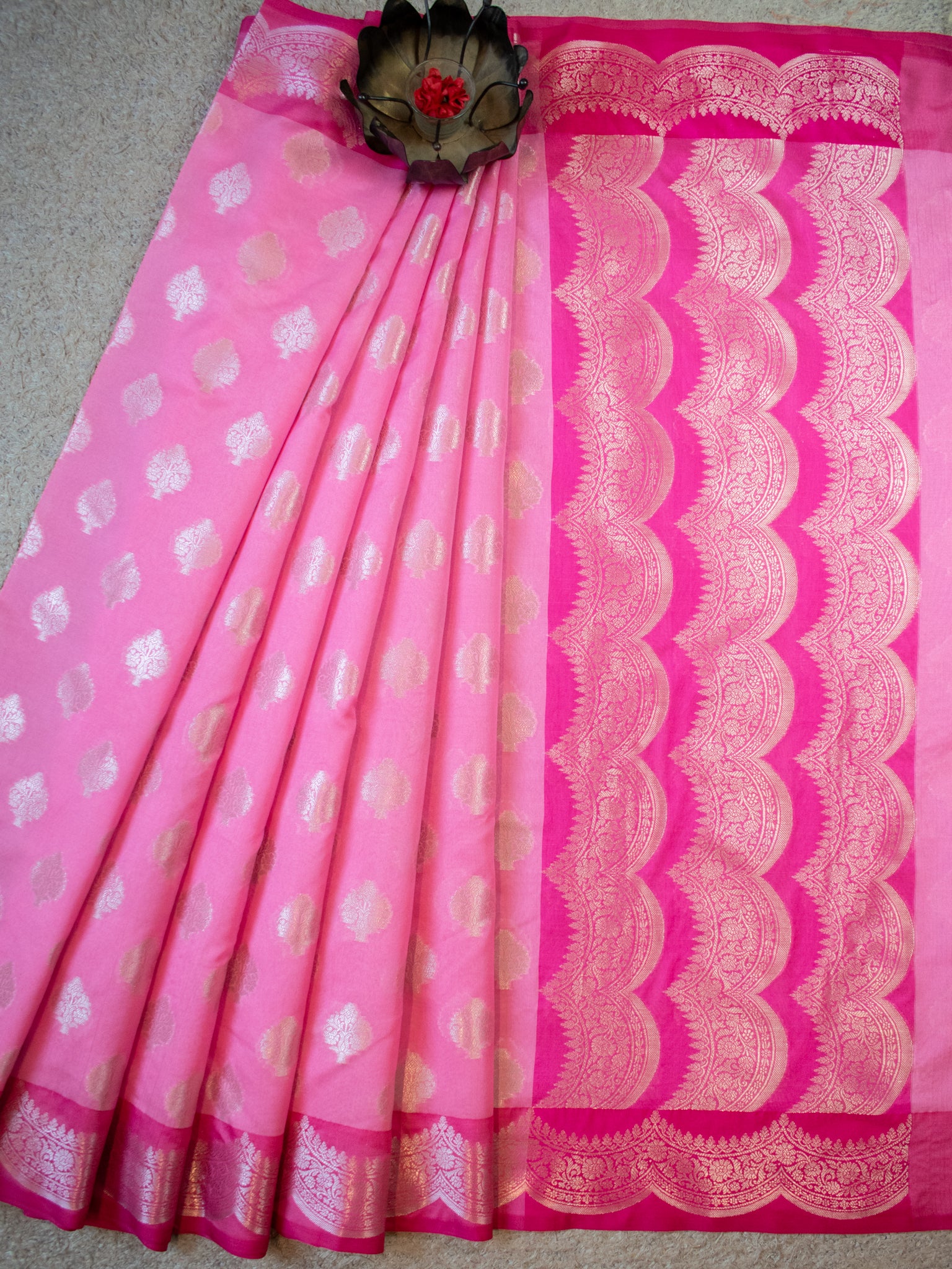 Banarasi Cotton Silk Saree With Buta & Contrast Border- Pink