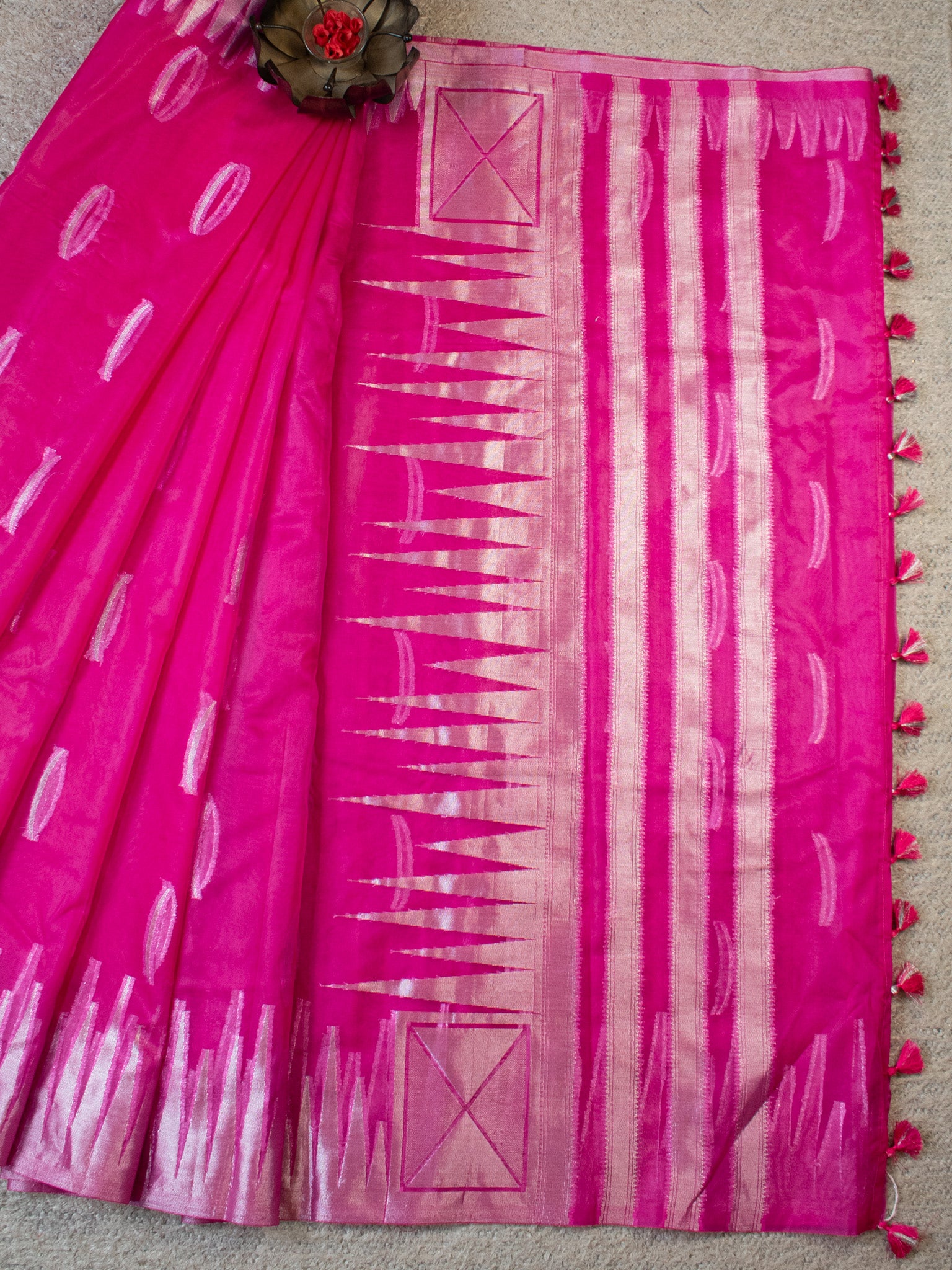 Banarasi Organza Saree With Silver Zari Border-Pink