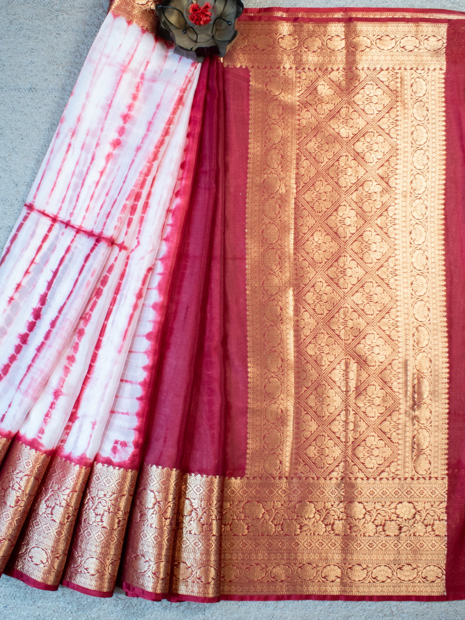 Banarasi Shibori Dyed Cotton Silk Saree With Zari Border-Red