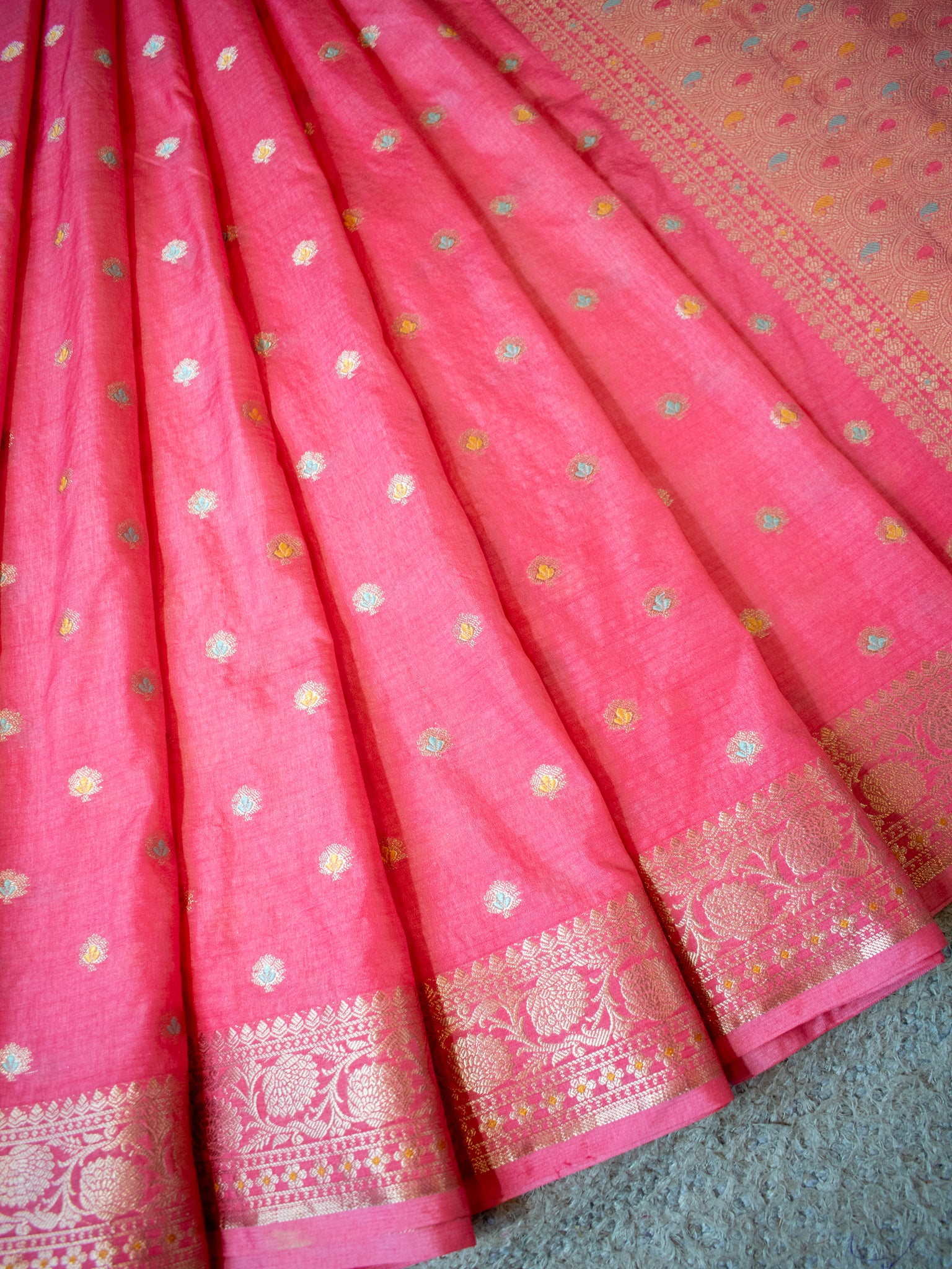 Banarasi Semi Silk Saree With Zari Weaving & Border-Pink