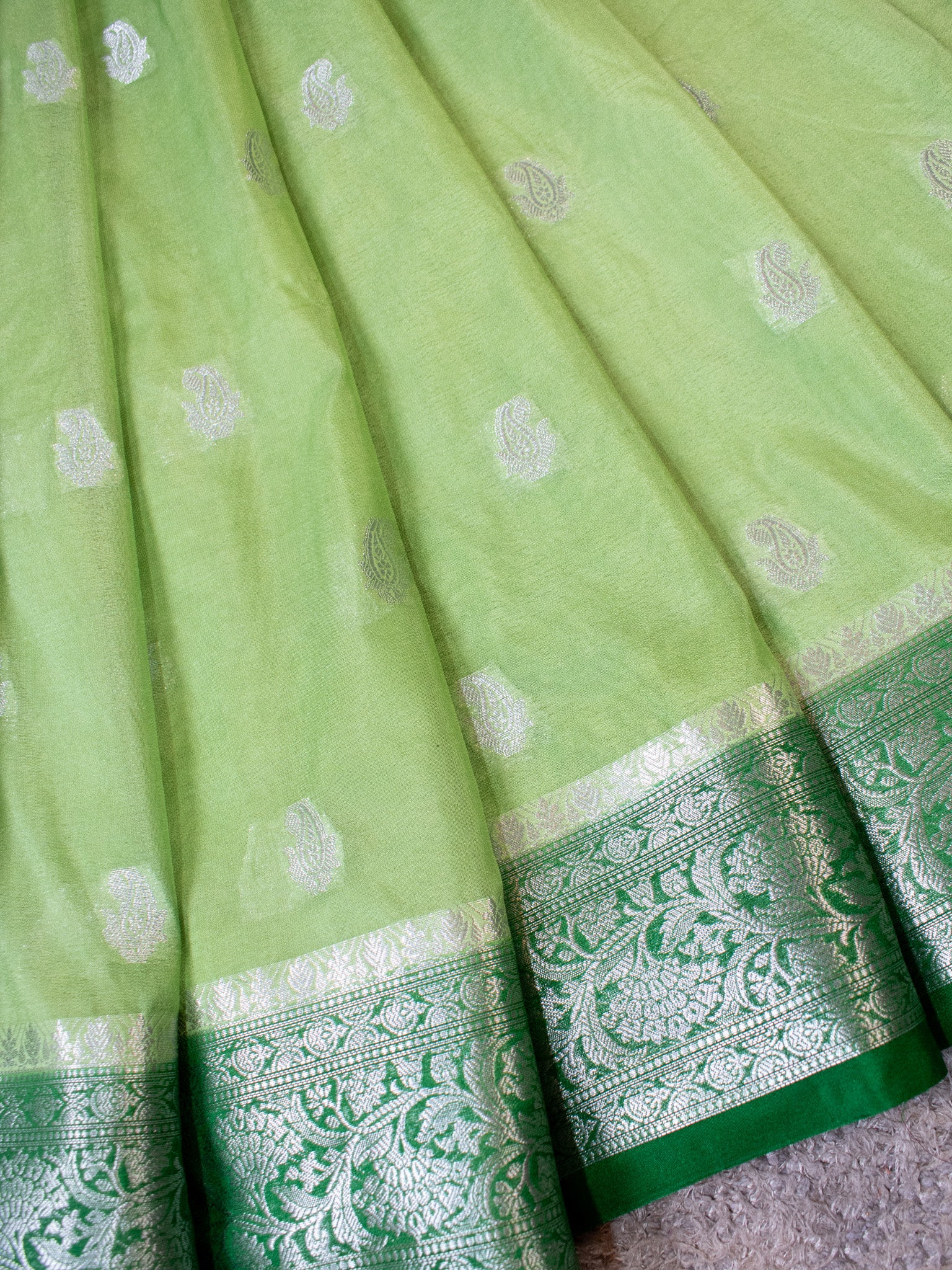 Banarasi Semi Chiffon Saree Silver Zari Buti Weaving With Contrast Border- Green
