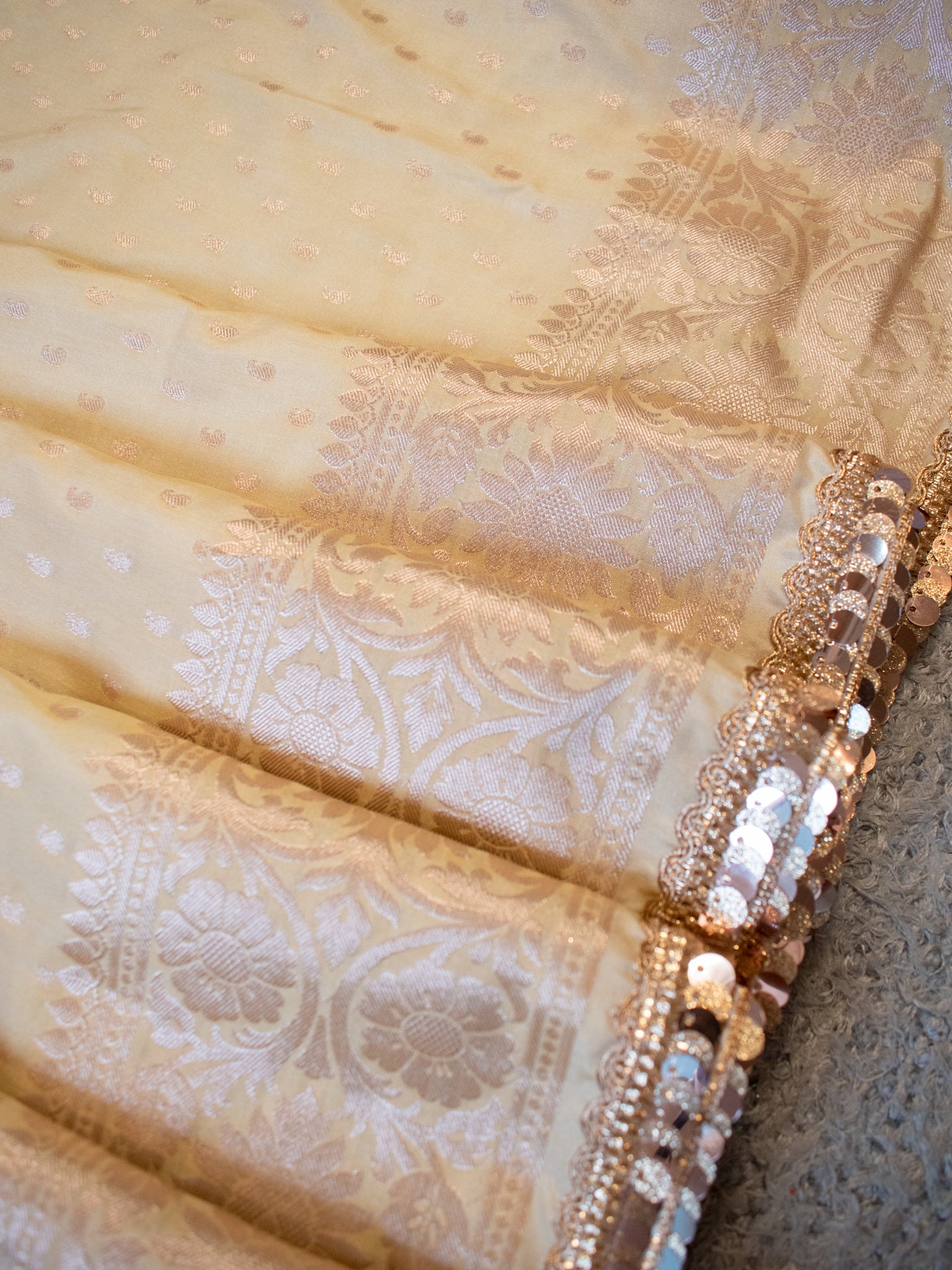Banarasi Silk Saree With Buti Weaving & Lace Border- Beige