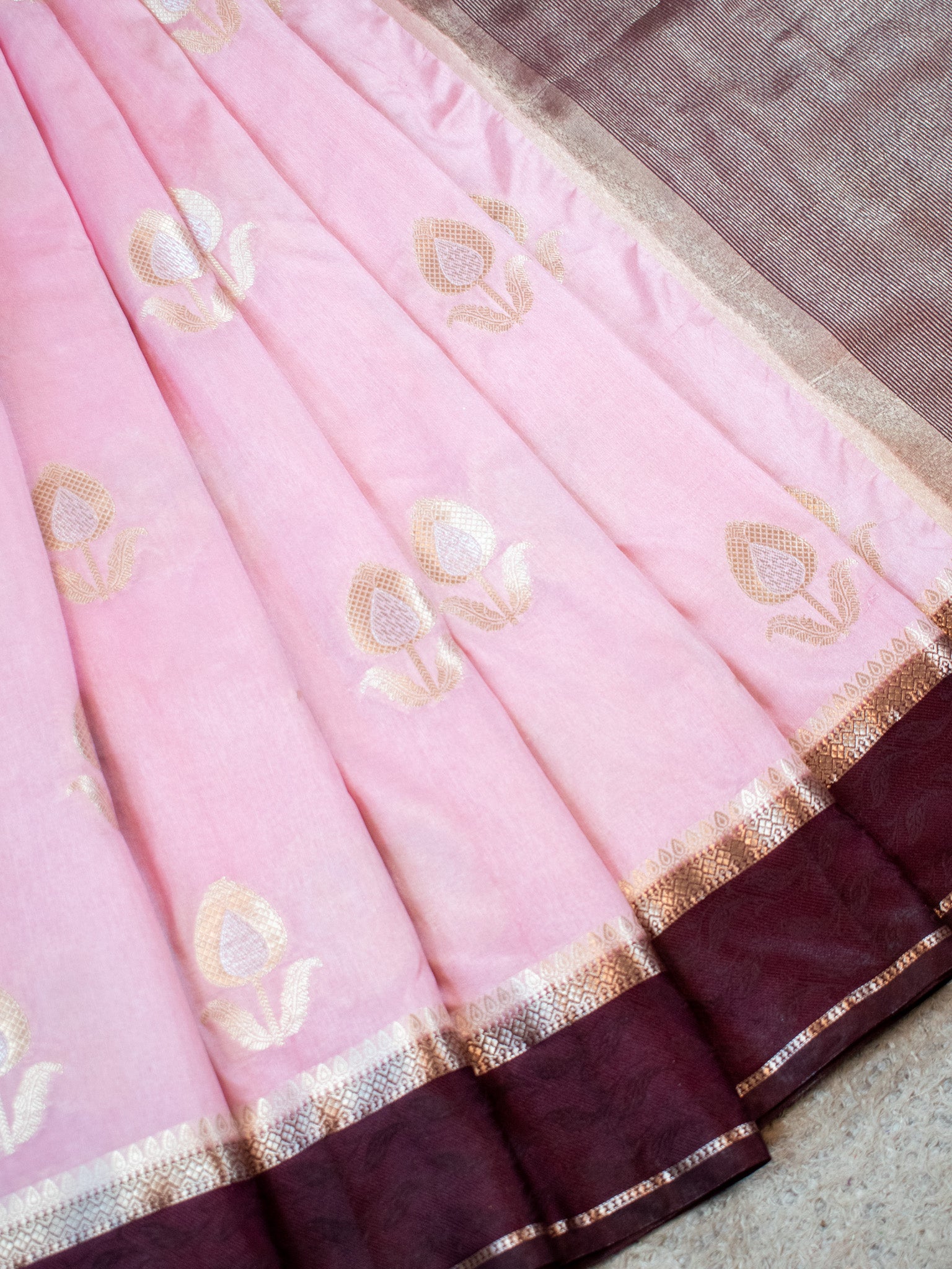 Banarasi Semi Silk Saree With Floral Zari Weaving & Contrast Border - Baby Pink