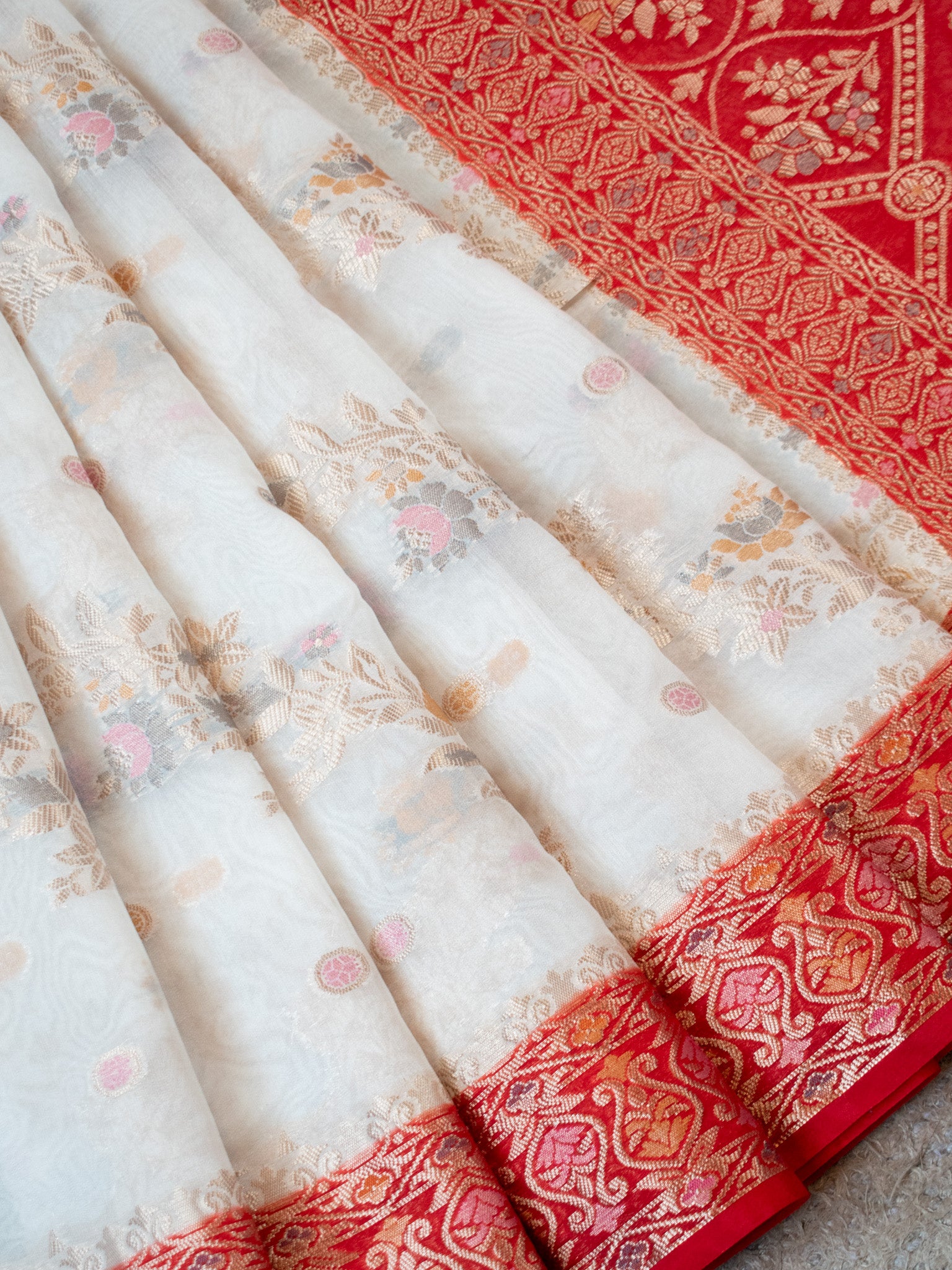 Banarasi Semi Georgette Saree With Contrast Border- White & Red