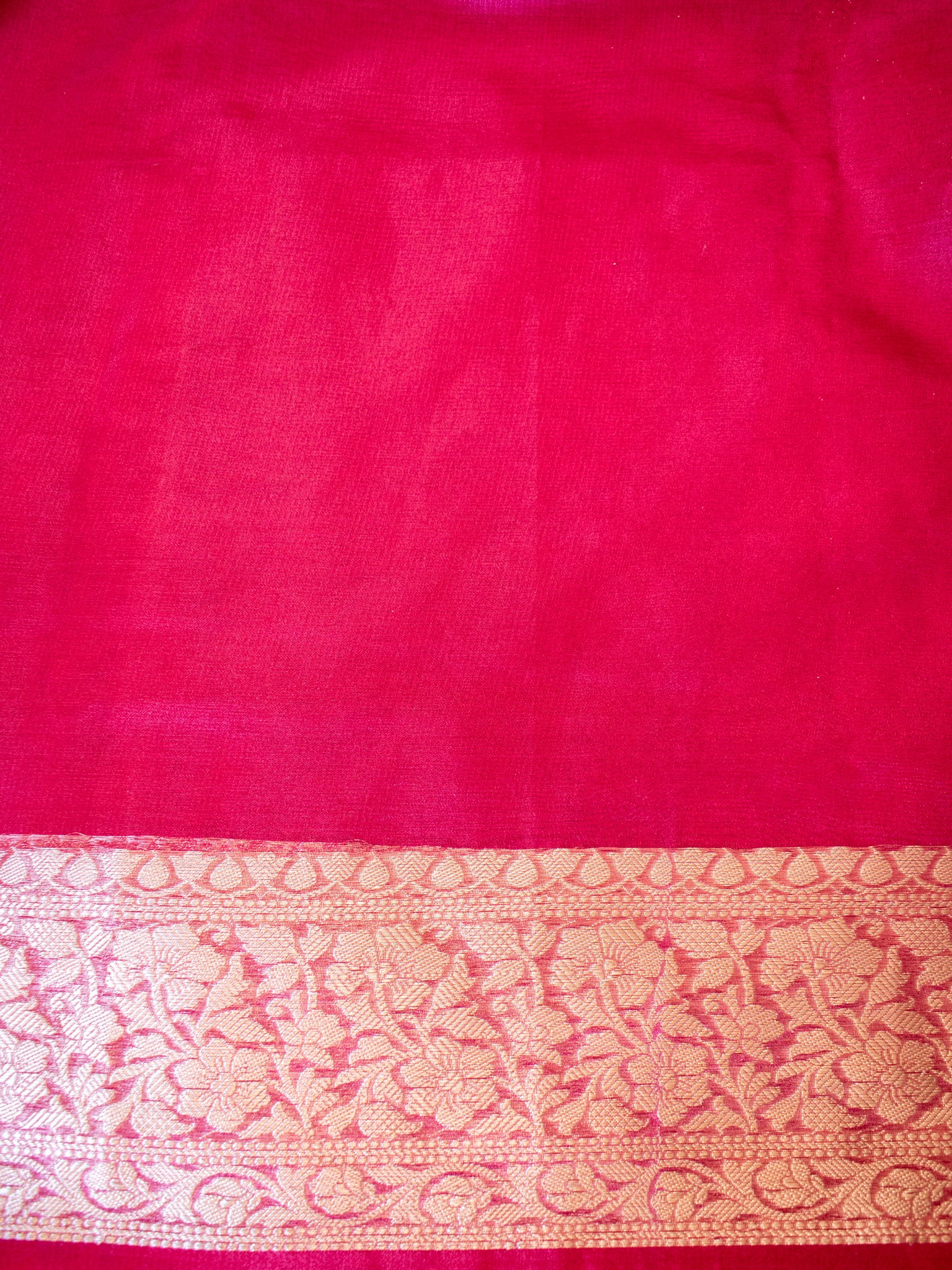 Banarasi Tissue Saree With Silver Zari & Lace Border - Magenta