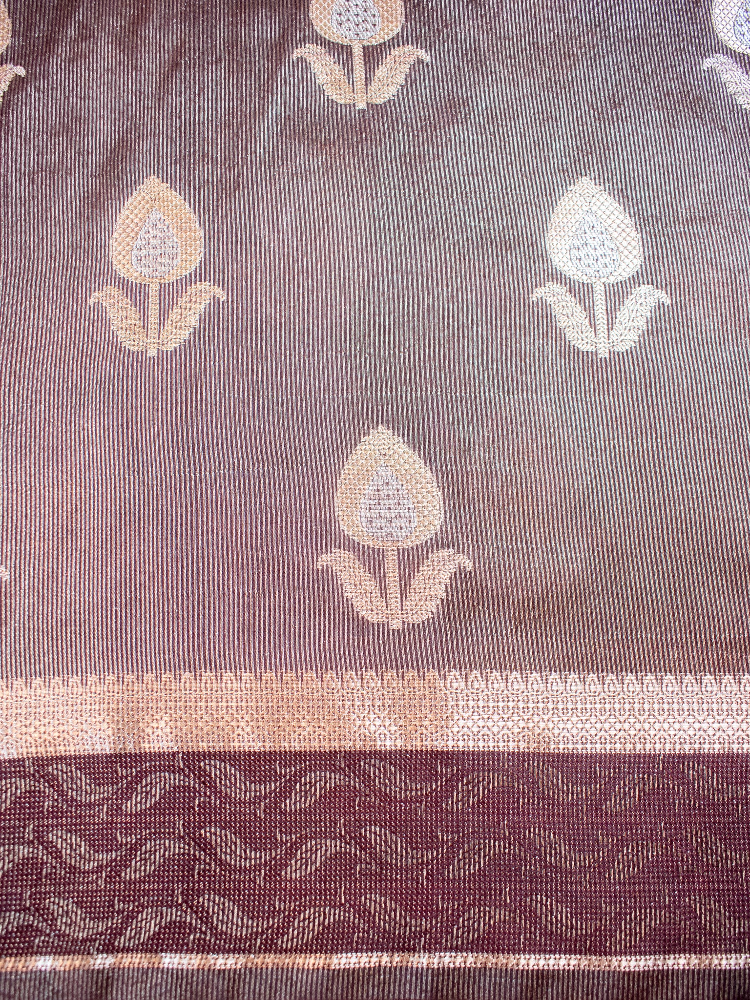 Banarasi Semi Silk Saree With Floral Zari Weaving & Contrast Border - Baby Pink