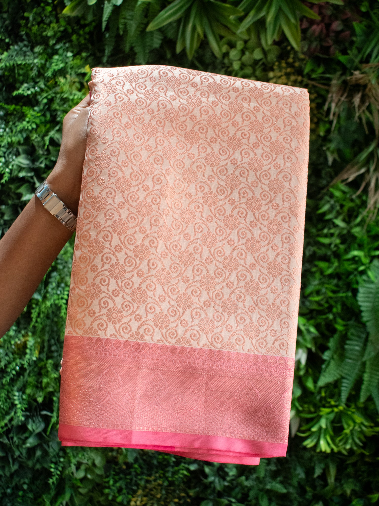 Banarasi Kora Muslin Saree With Tanchoi Weaving & Contrast Border-Beige