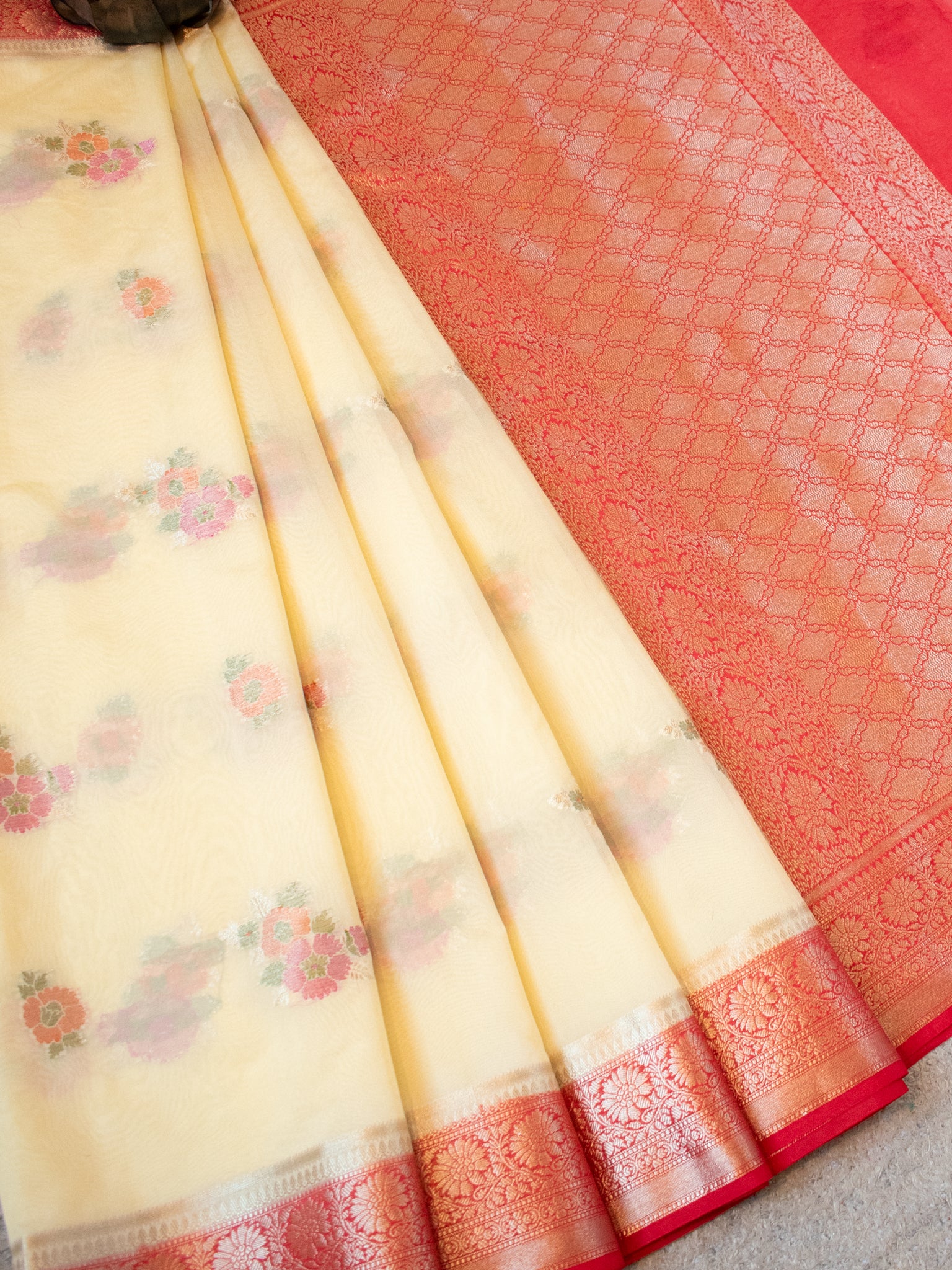 Banarasi Semi Georgette Saree With Weaving & Border - Red & Cream