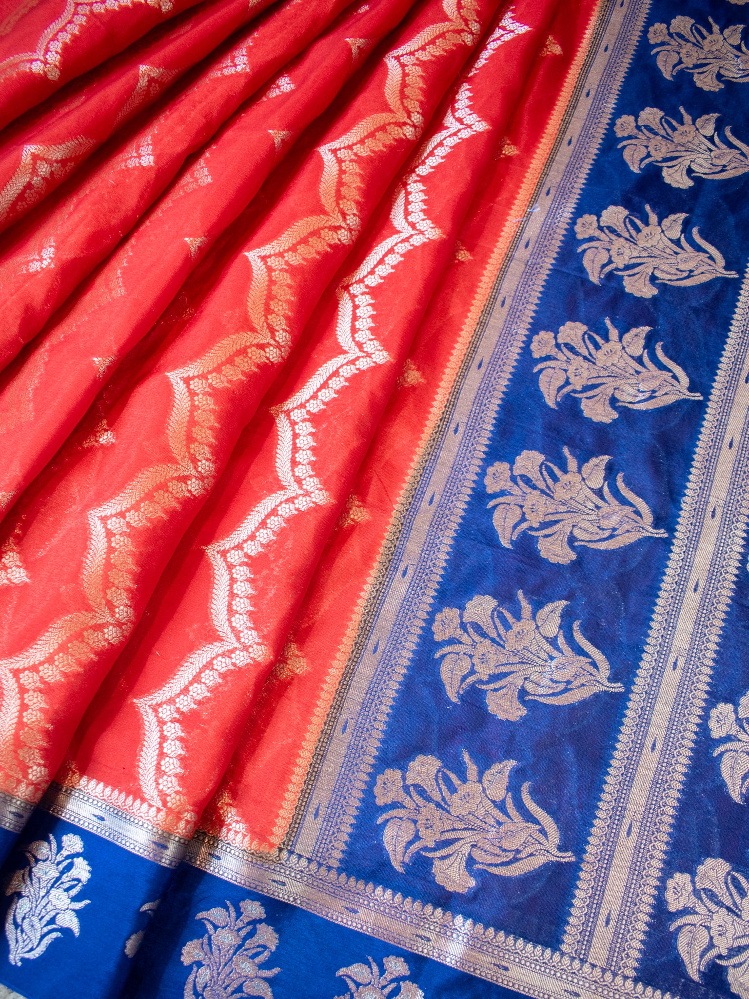 Banarasi Semi Silk Saree With Silver Zari Weaving & Contrast Border- Red