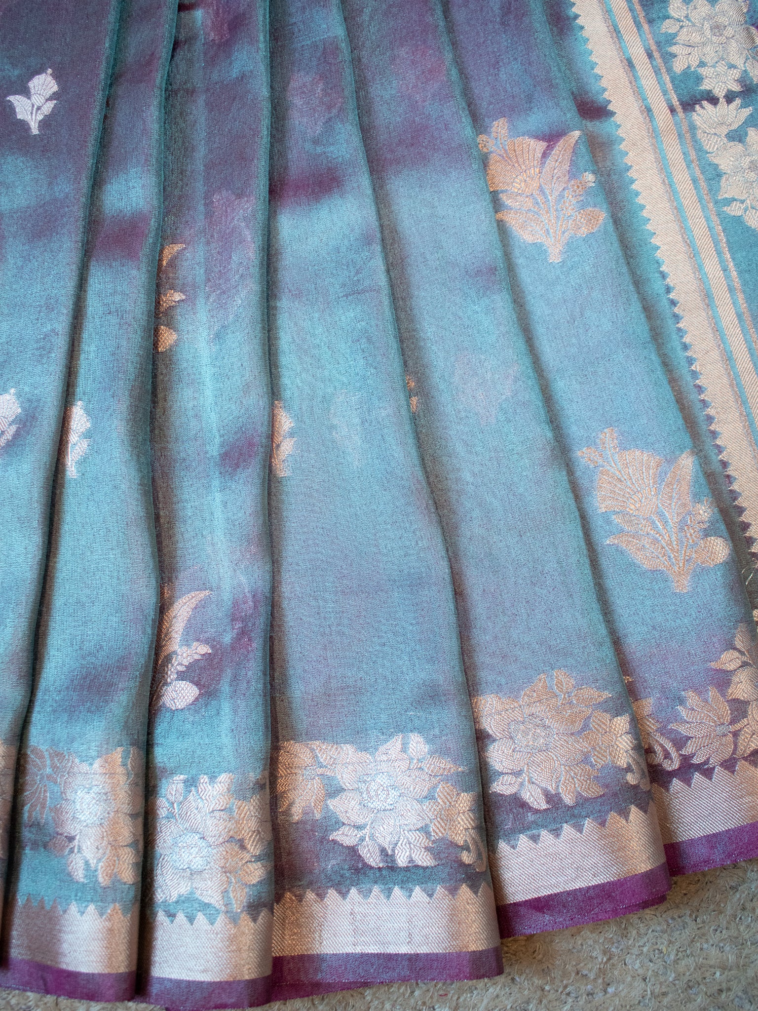 Banarasi Dual Tone Tissue Saree With Border - Teal Blue