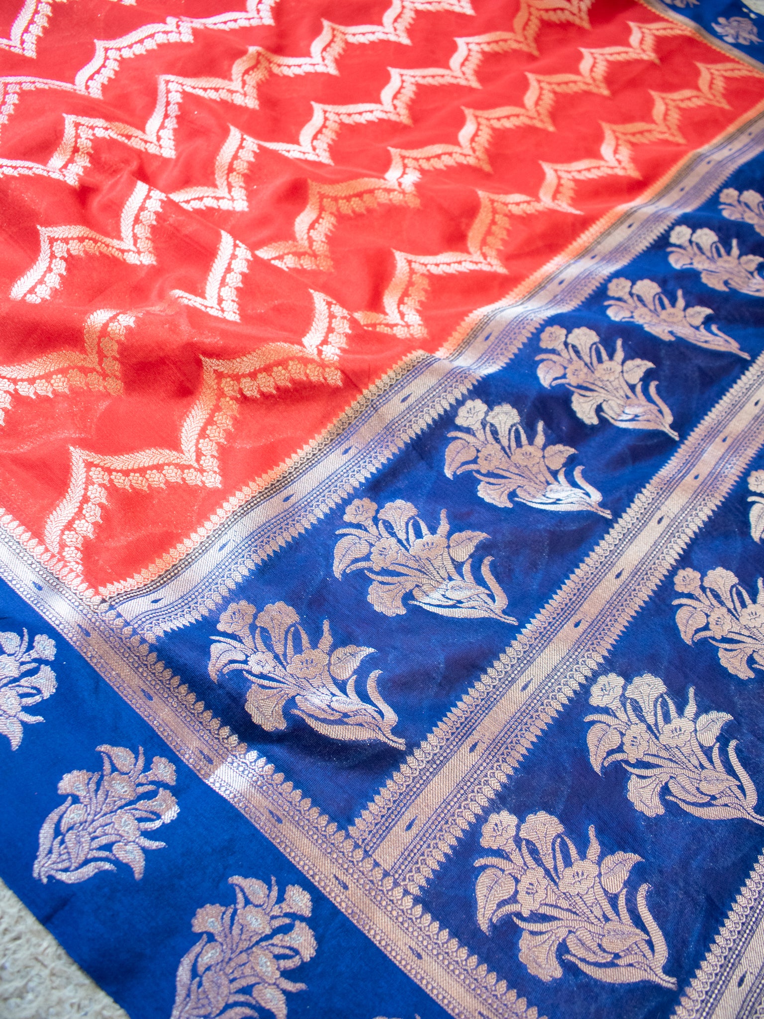 Banarasi Semi Silk Saree With Silver Zari Weaving & Contrast Border- Red