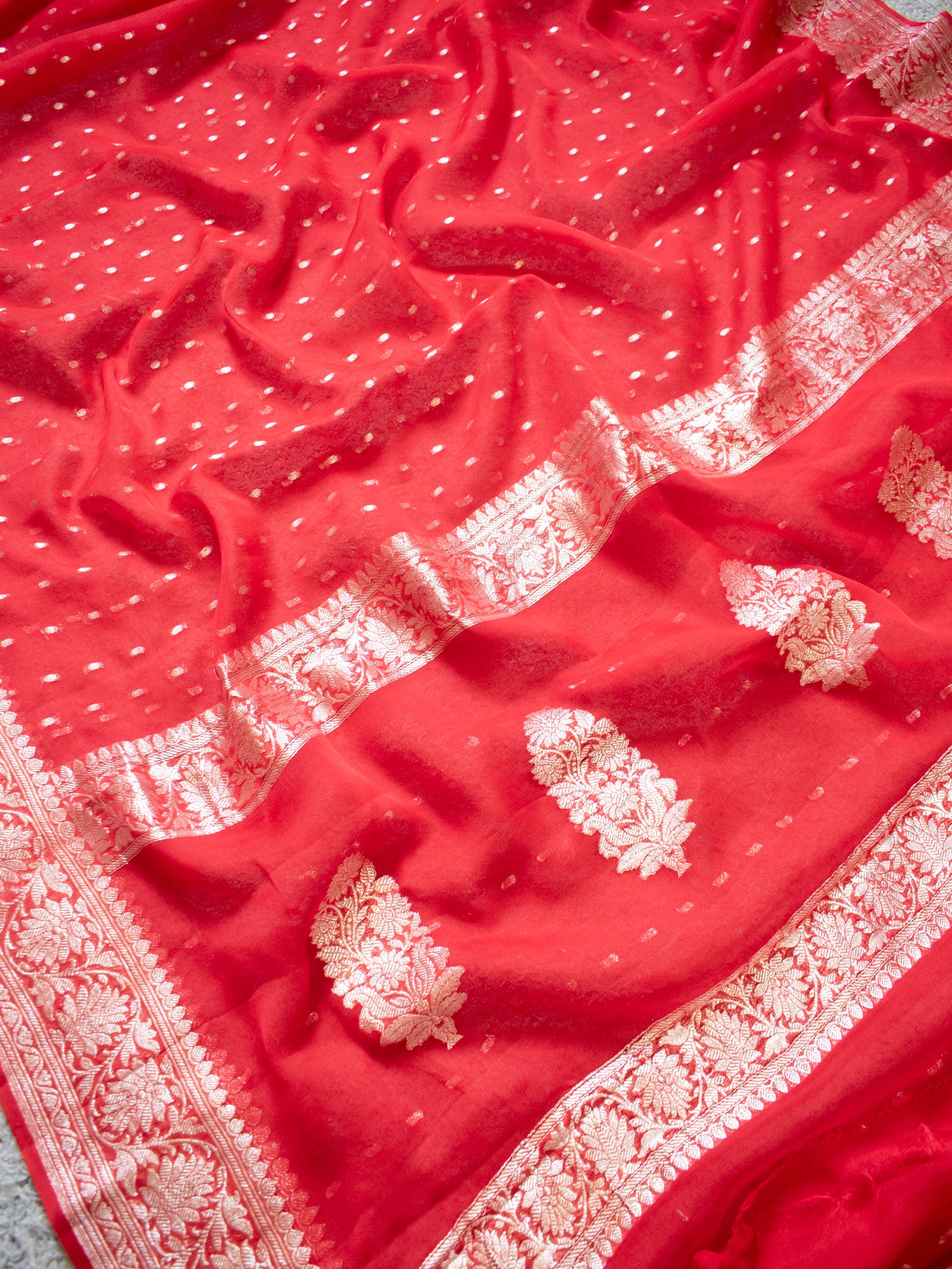 Banarasi Pure Khaddi Georgette Saree With Buti Weaving- Red