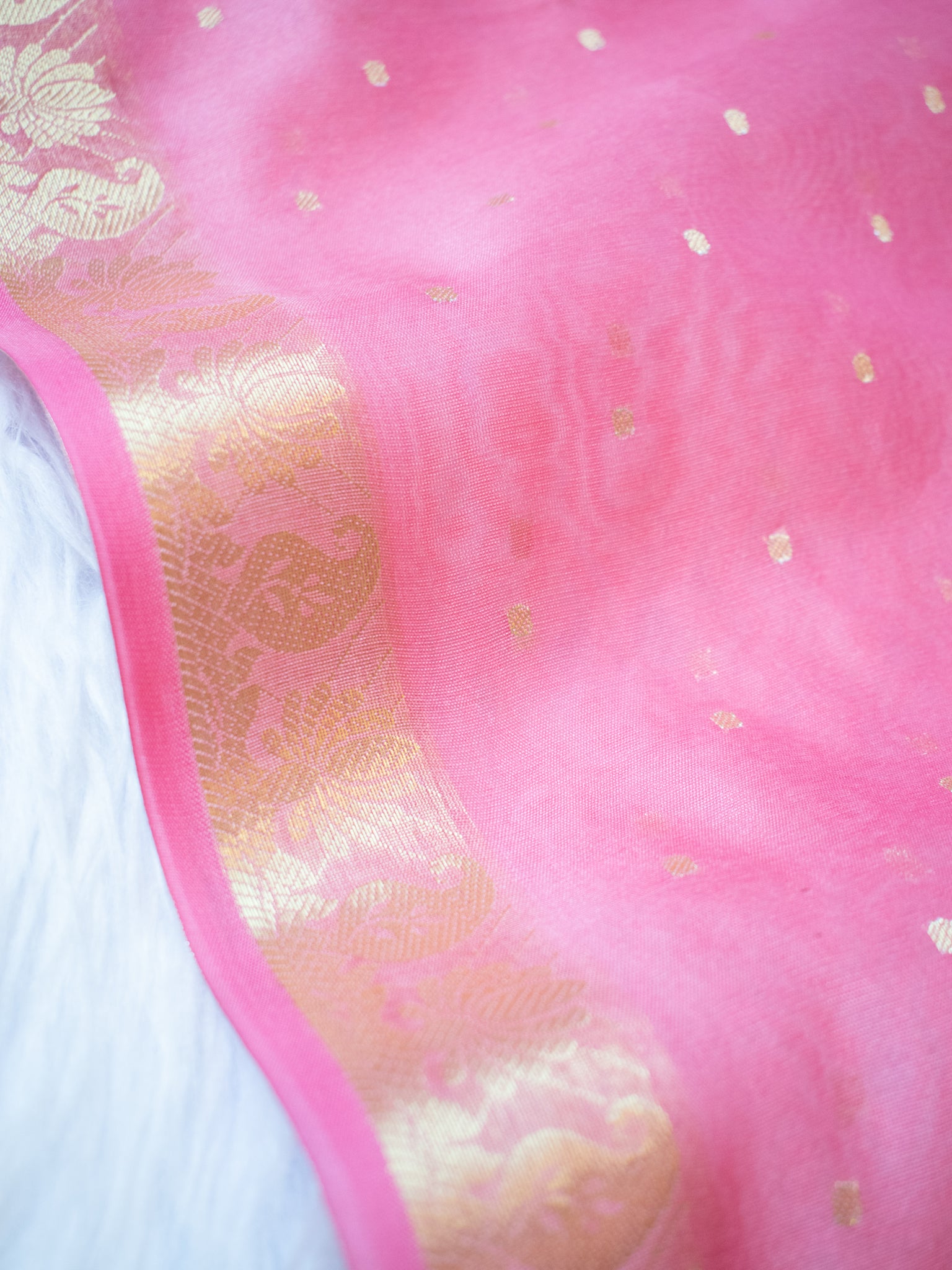 Banarasi Cotton Silk Dupatta With Buti Weaving- Pink