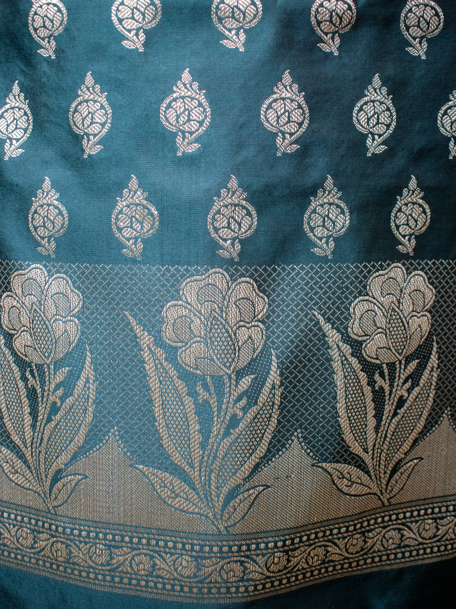 Banarasi Cotton Silk Salwar Kameez With Jaal Dupatta-Green