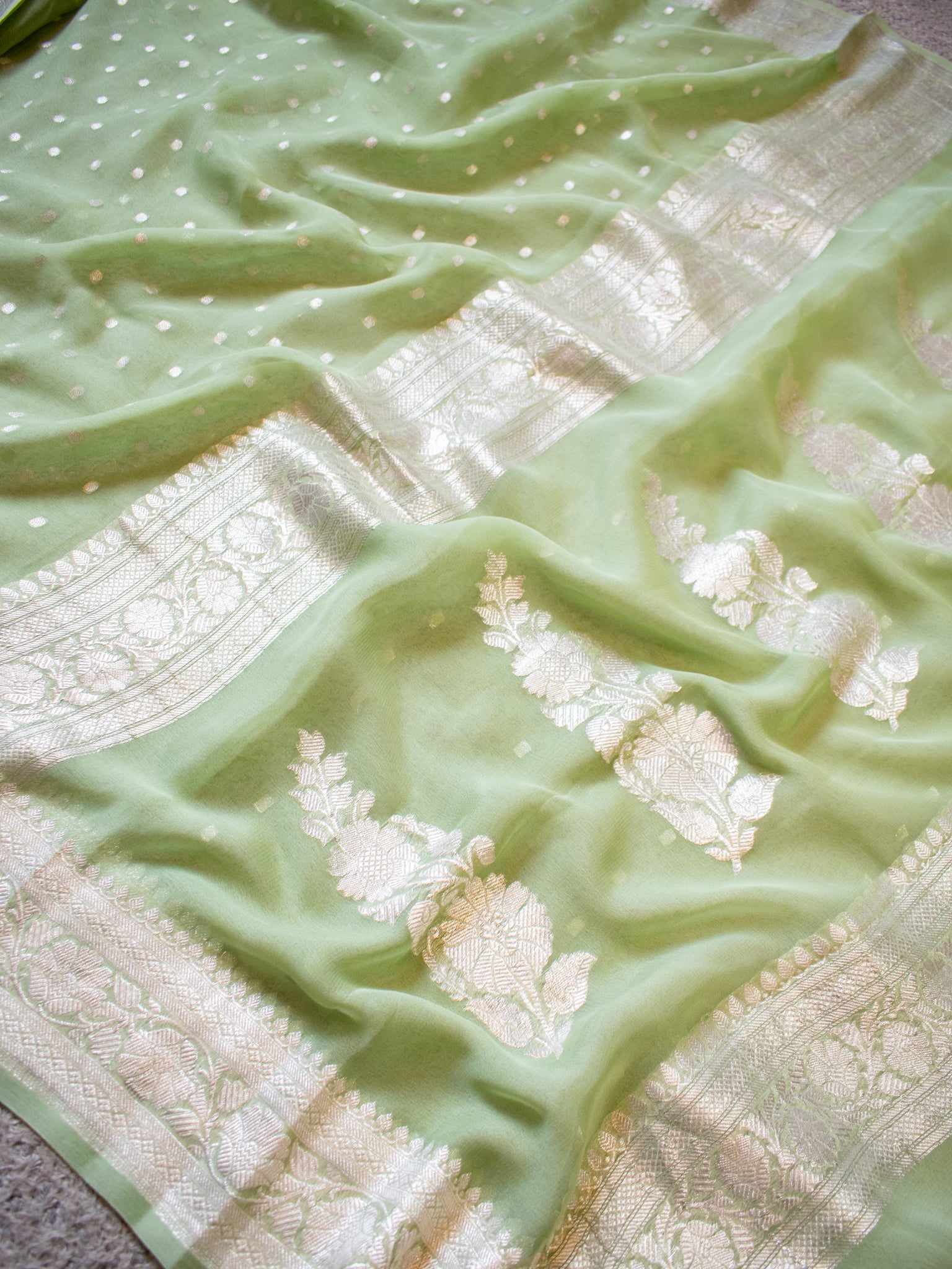 Banarasi Pure Khaddi Georgette Saree With Buti Weaving-Pastel Green