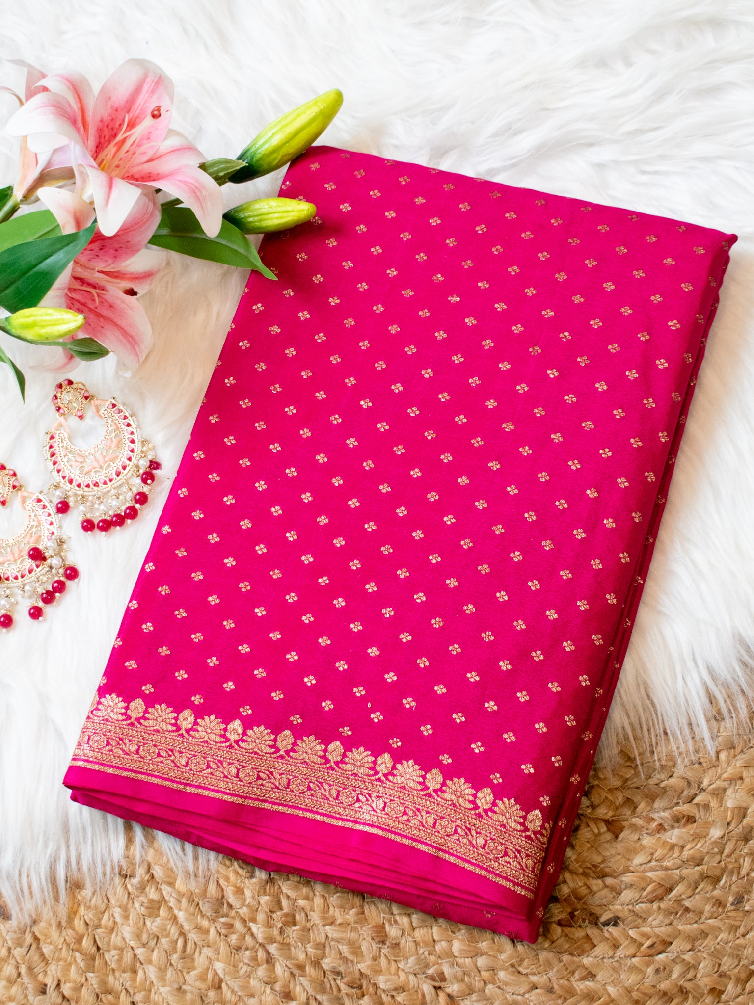Banarasi Pure Khaddi Georgette Saree With Antique Zari Buti Weaving- Pink