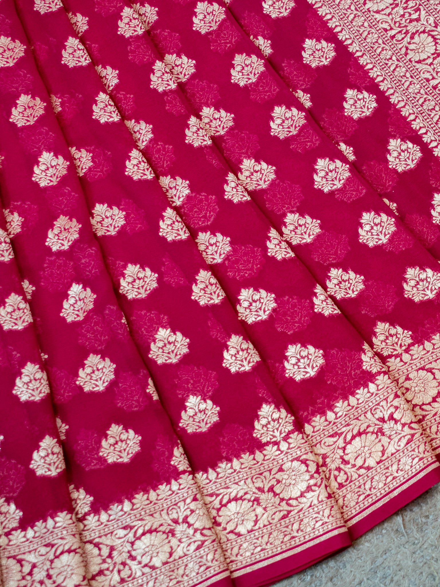 Banaras Pure Georgette Saree With Resham Weaving- Pink