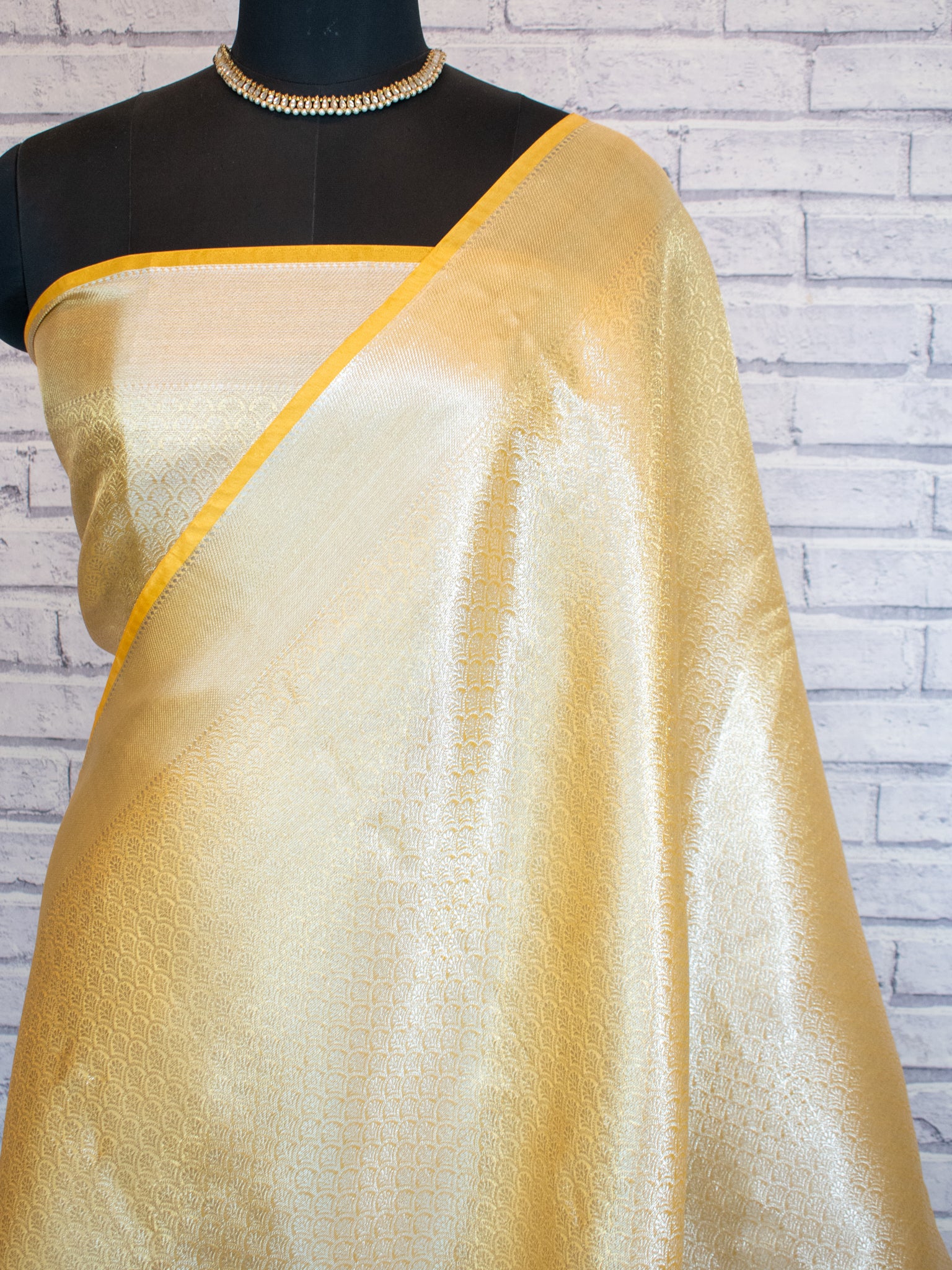 Banarasi Tissue Saree With Golden Weaving - Gold