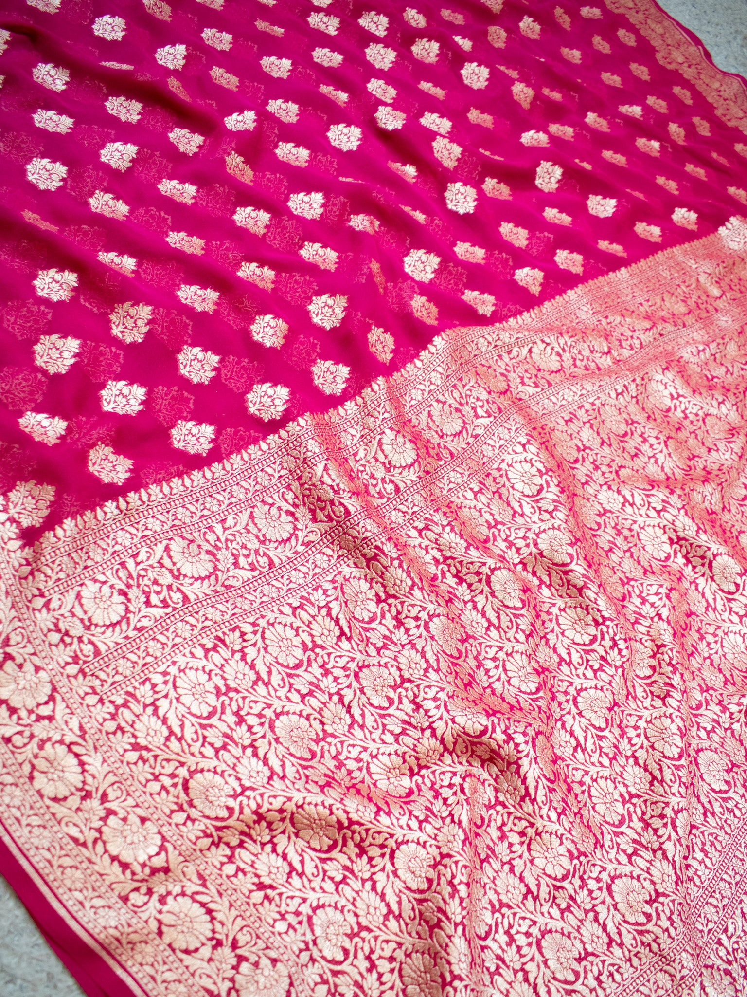 Banaras Pure Georgette Saree With Resham Weaving- Pink