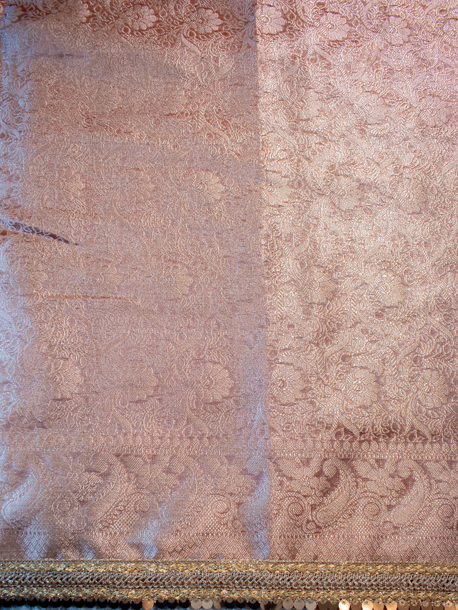 Banarasi Tissue Saree With Buti Weaving & Lace Border - Matallic