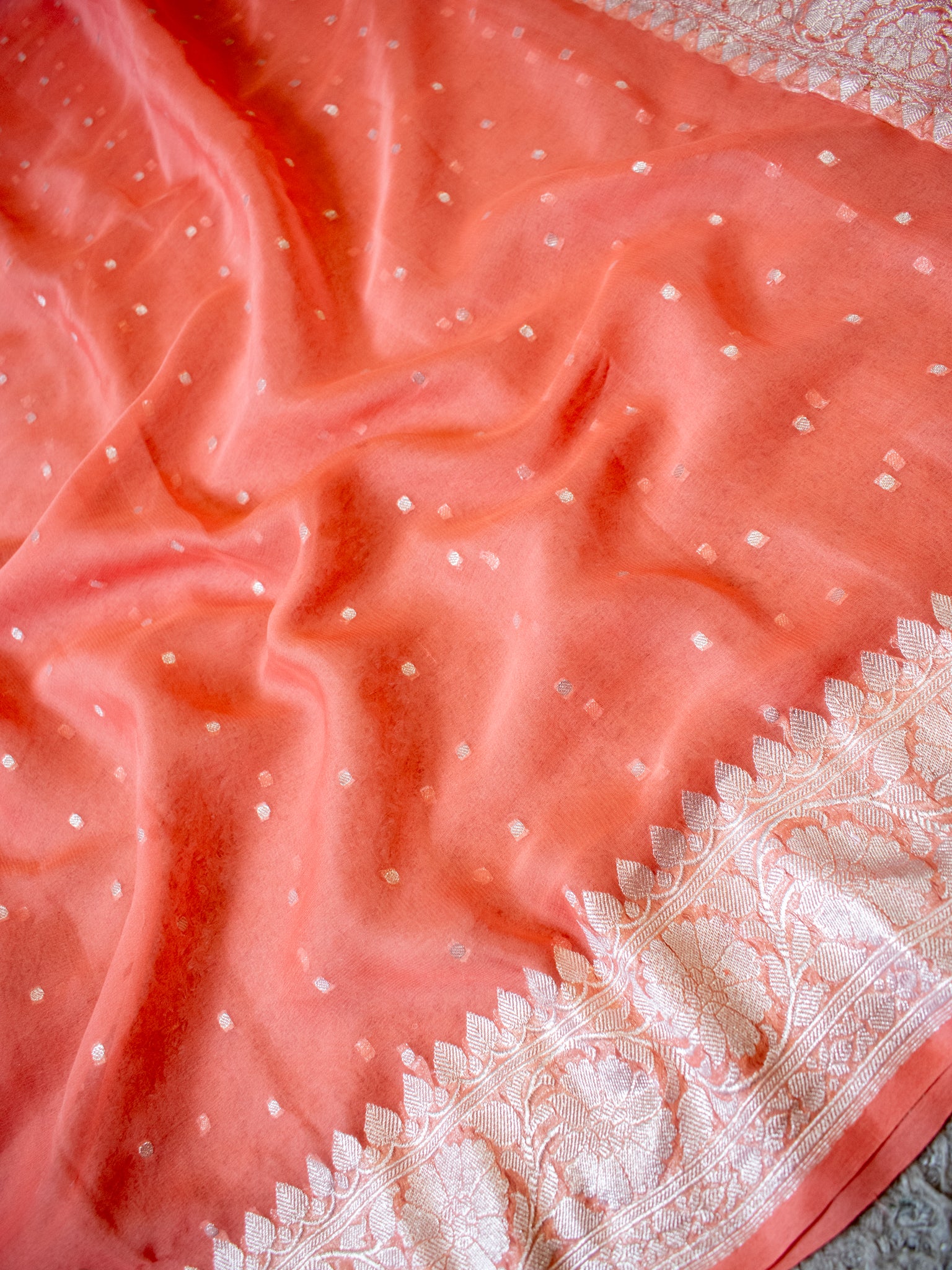 Banarasi Pure Khaddi Georgette Saree With Buti Weaving- Peach