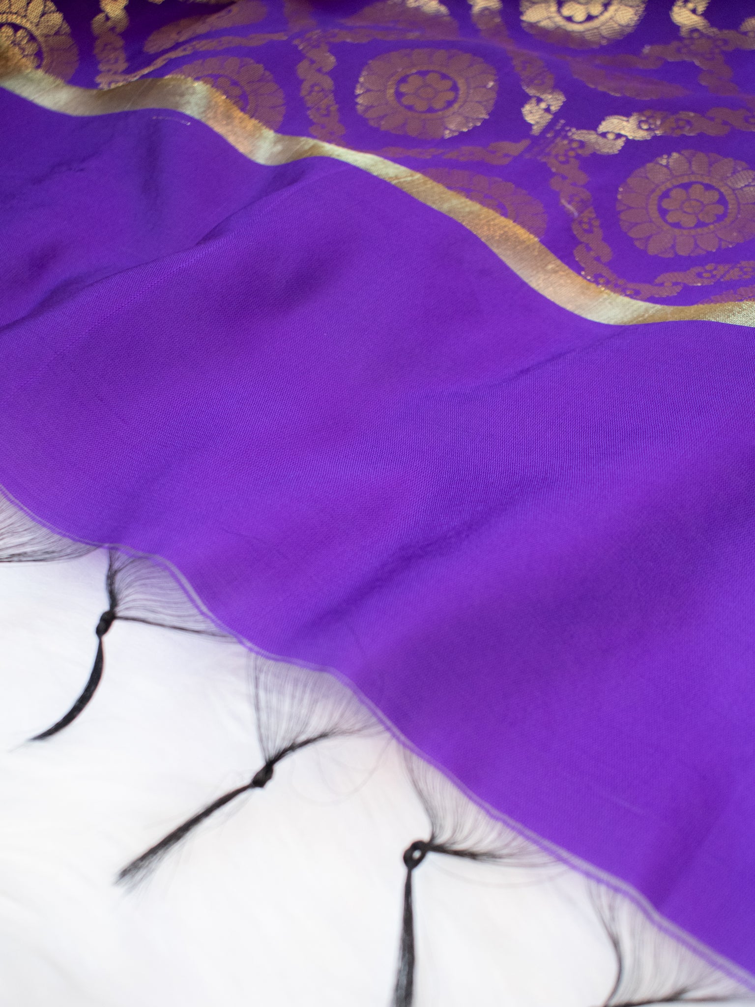 Banarasi Cotton Silk Dupatta With Zari Weaving- Voilet