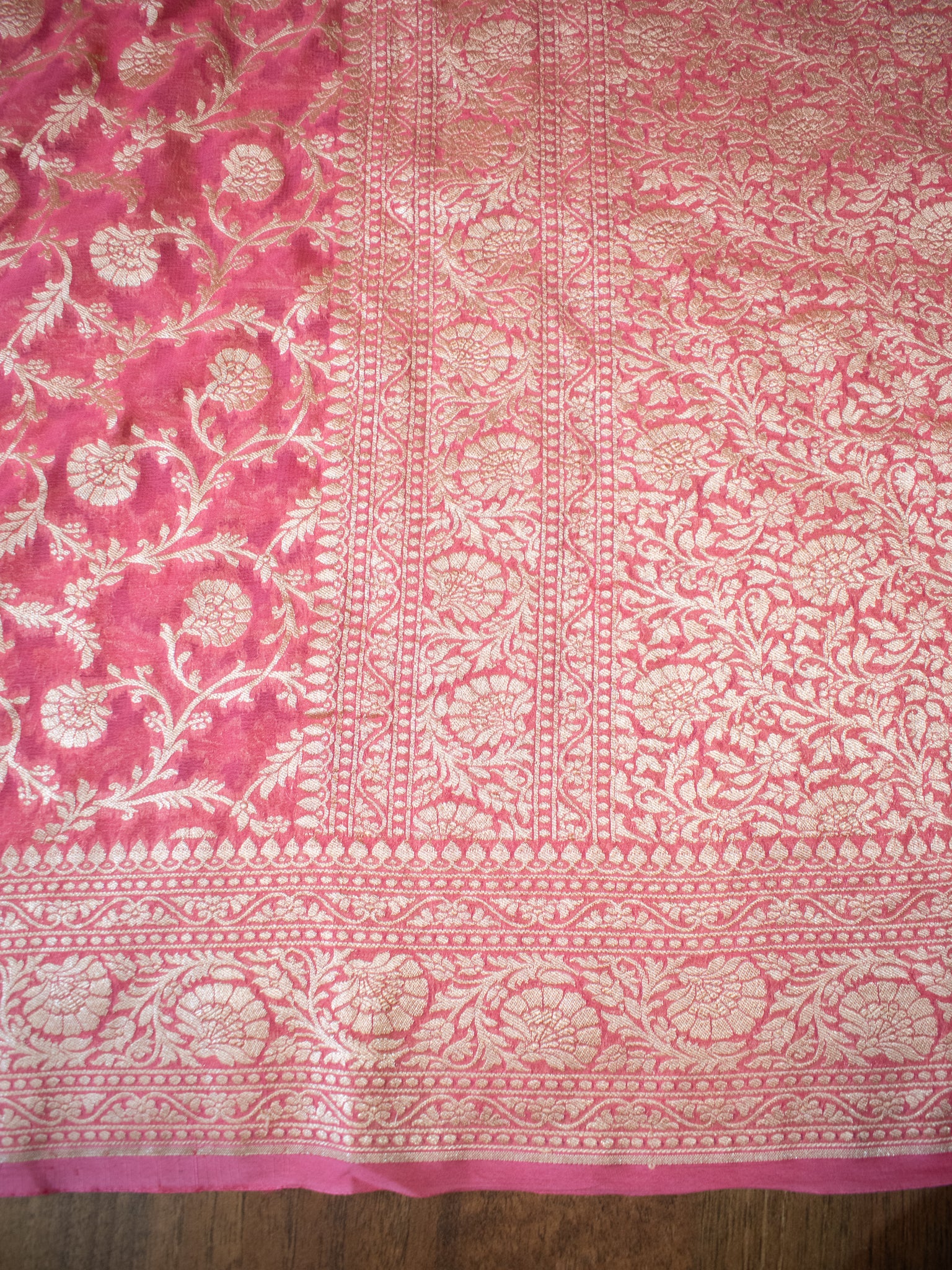 Banarasi Pure Khaddi Georgette Saree With Floral Jaal Zari Weaving- Peach