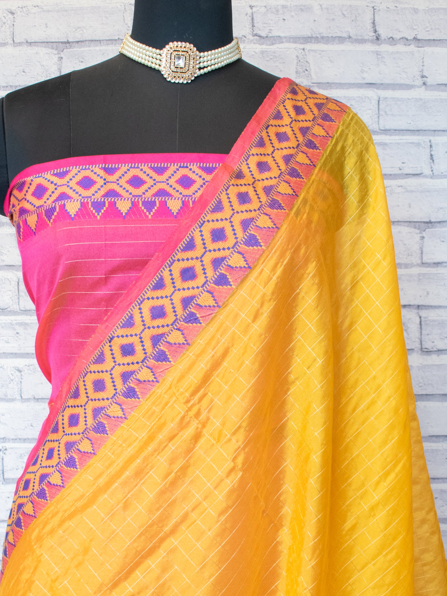 Banarasi Organza Saree With Contrast Border - Yellow