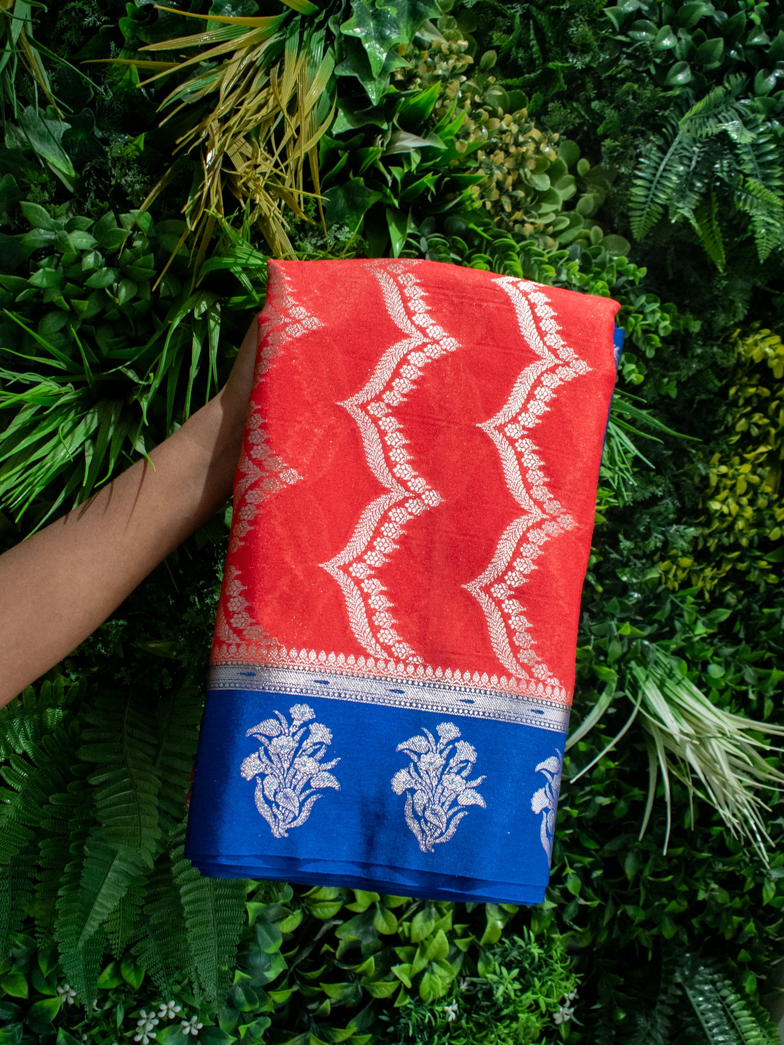 Banarasi Semi Silk Saree With Silver Zari Weaving & Contrast Border- Red