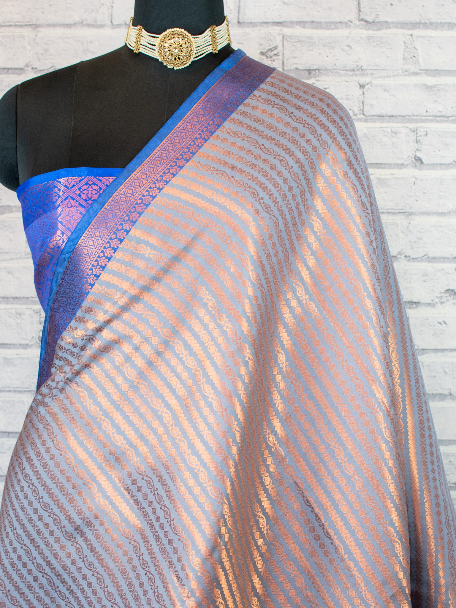 Banarasi Kora Muslin Saree With Zari Weaving & Border- Grey