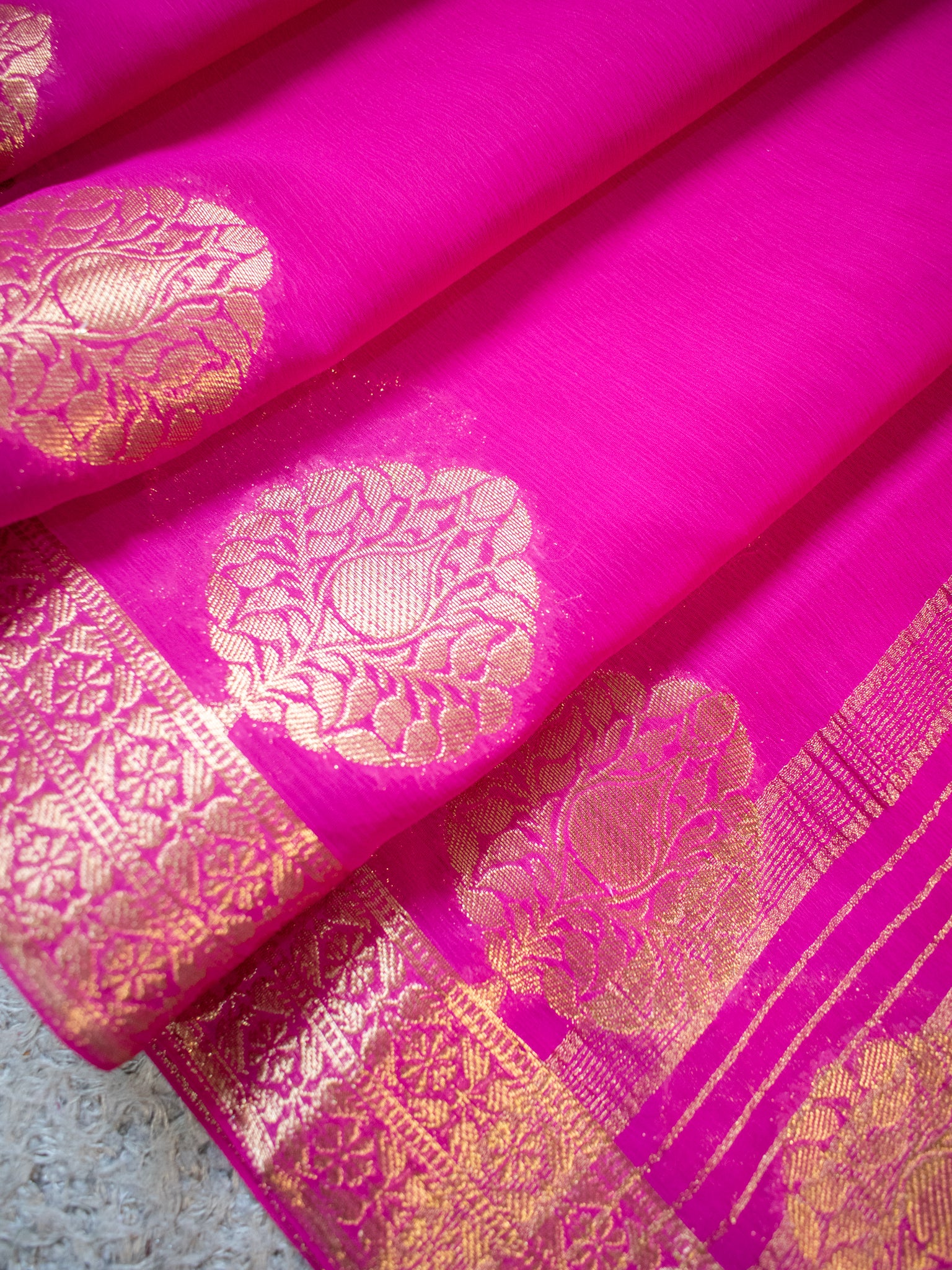 Banarasi Pure Georgette Saree With Zari & border- Magenta