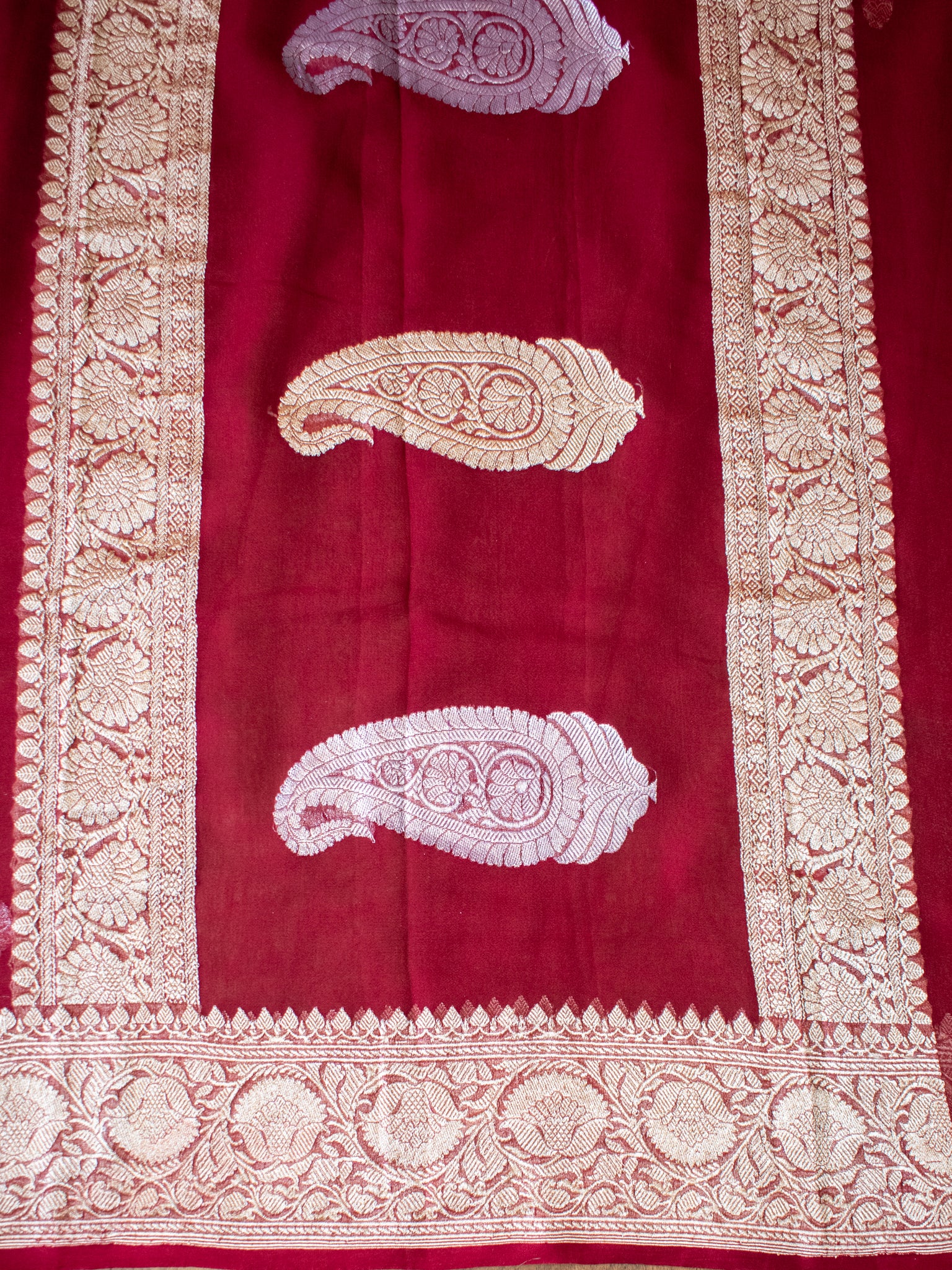 Banarasi Pure Khaddi Georgette Saree With Sona Rupa Zari Buti Weaving- Maroon