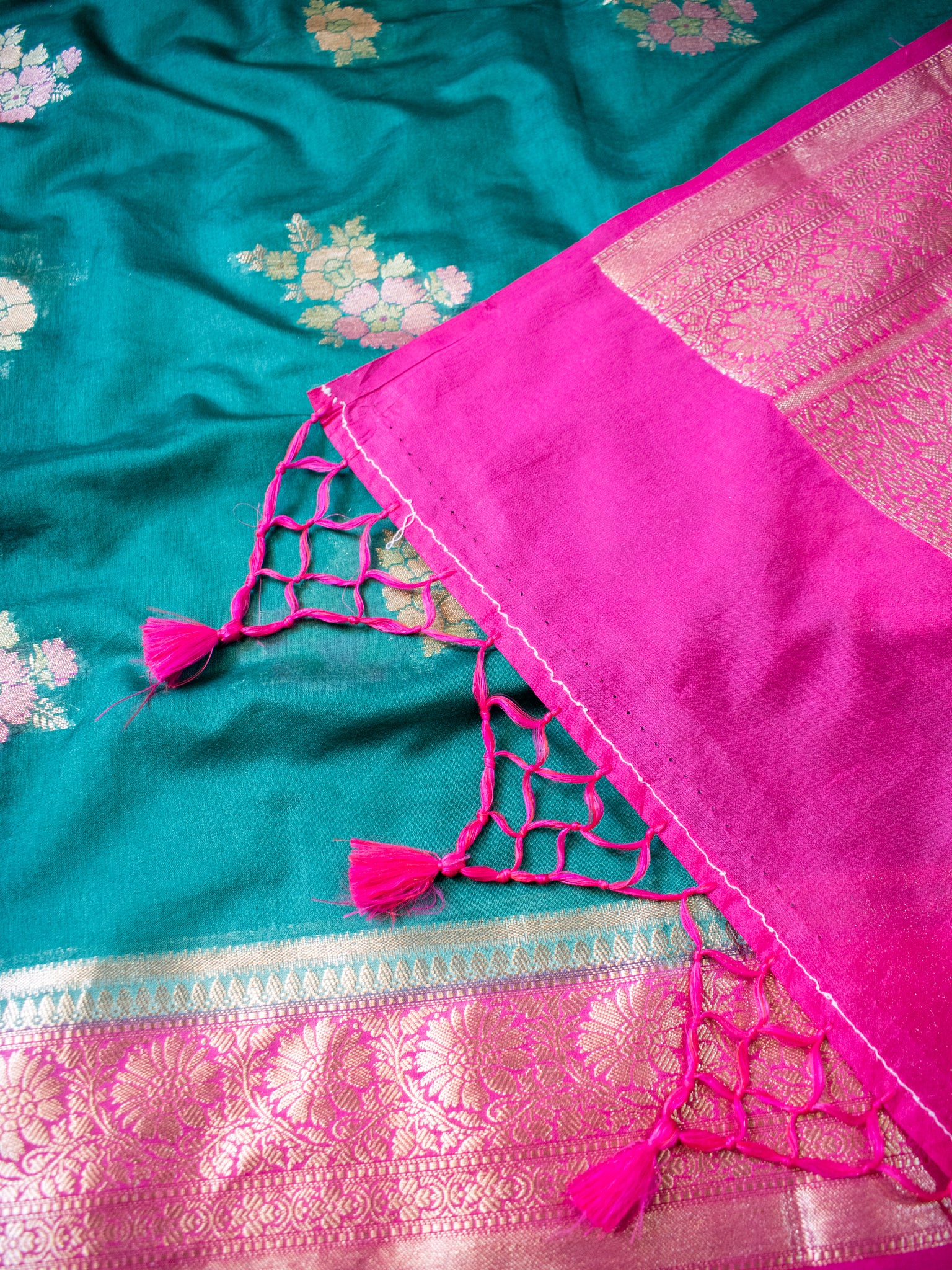 Banarasi Semi Georgette Saree with Floral Weaving & Contrast Border- Dark Green