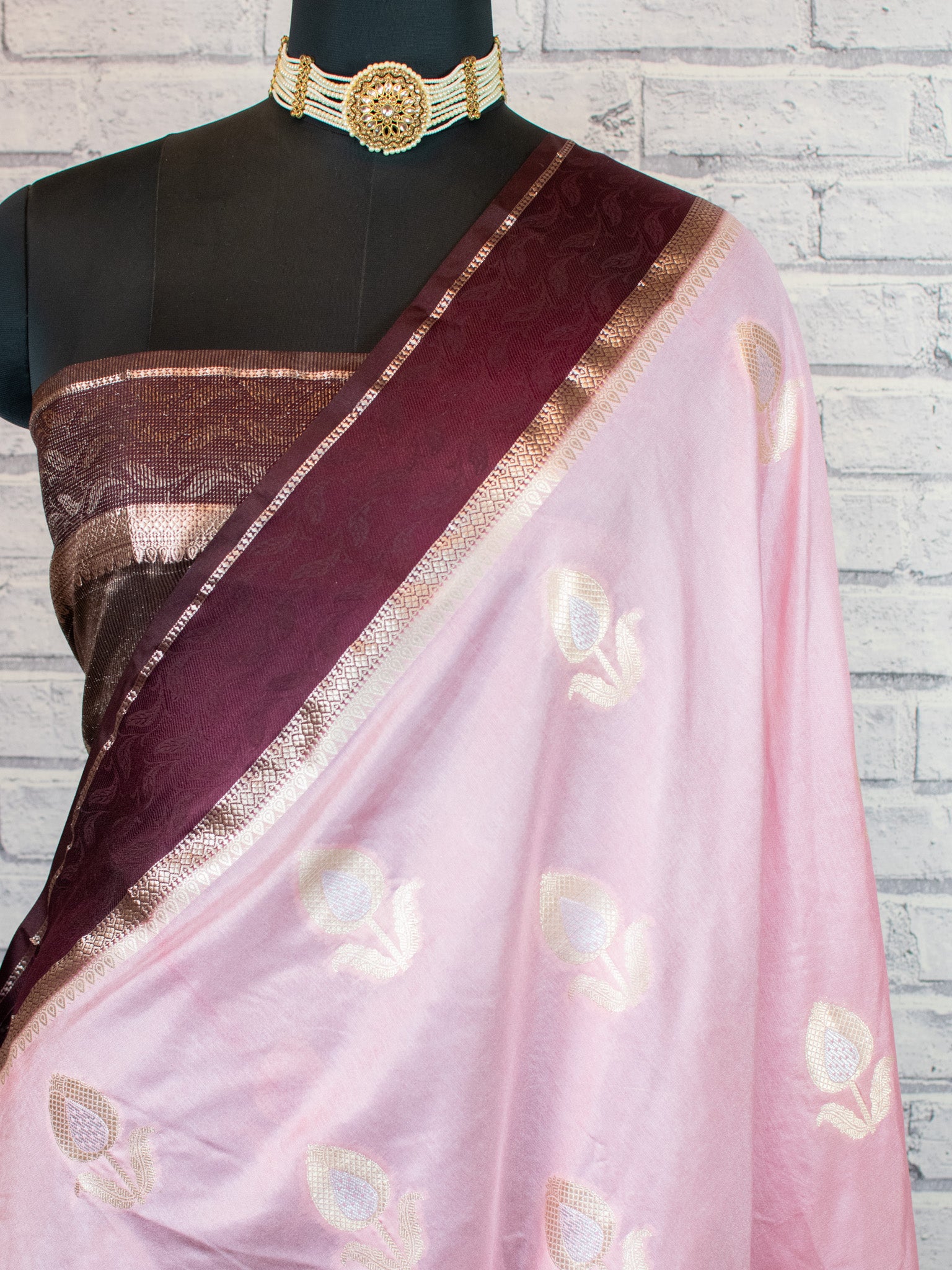Banarasi Semi Silk Saree With Floral Zari Weaving & Contrast Border - Baby Pink