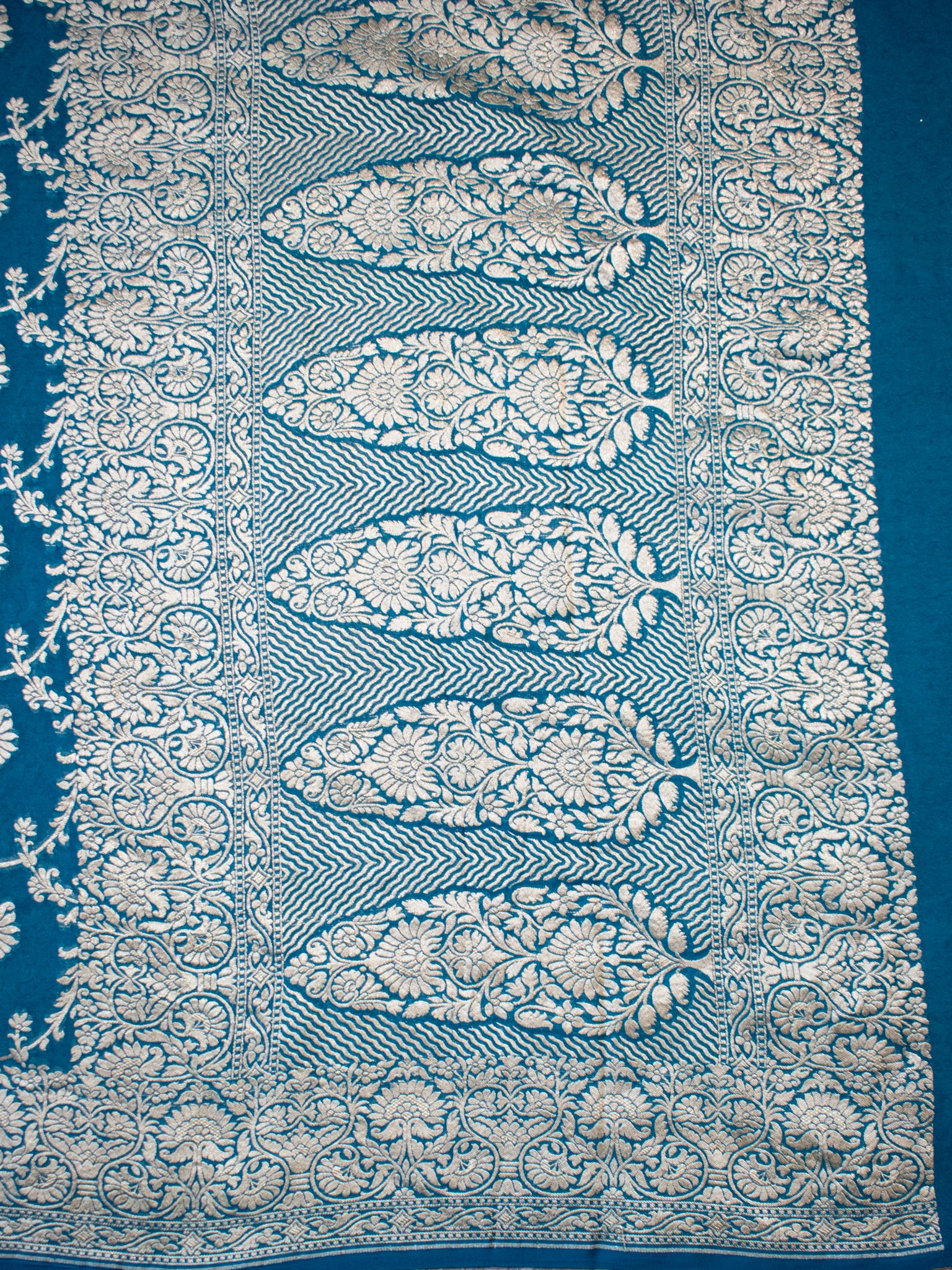 Banarasi Pure Khaddi Georgette Saree With Floral Jaal Zari Weaving- Teal