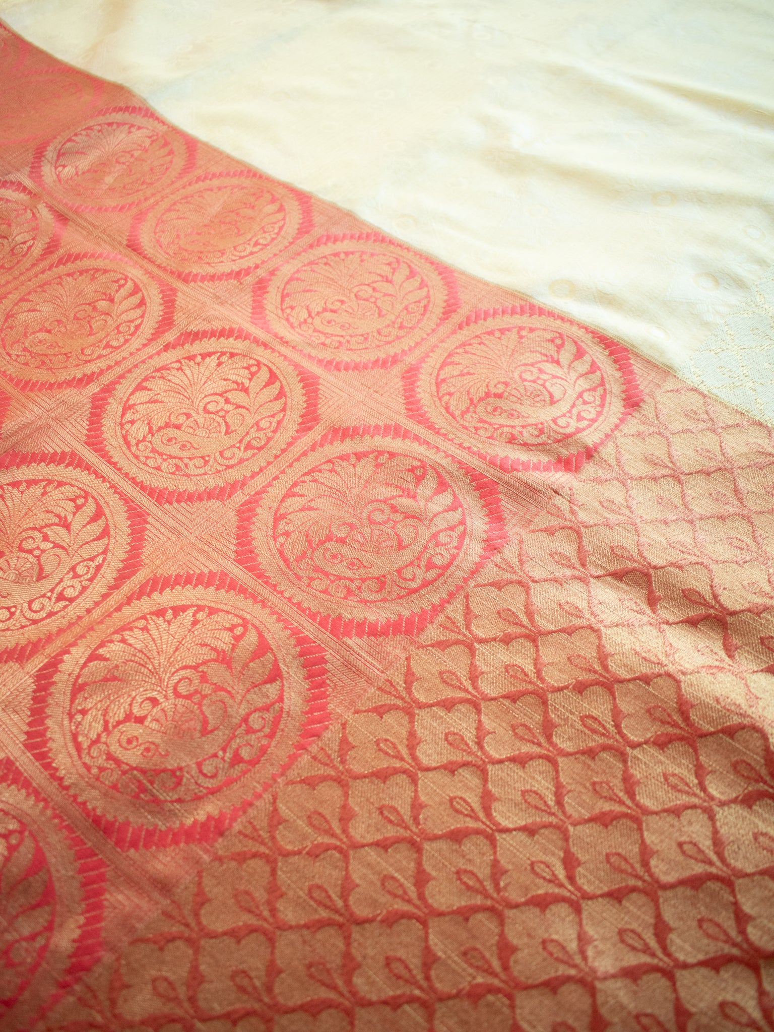 Banarasi Kora Muslin Half & Half Saree With Tanchoi Weaving -Beige & Red