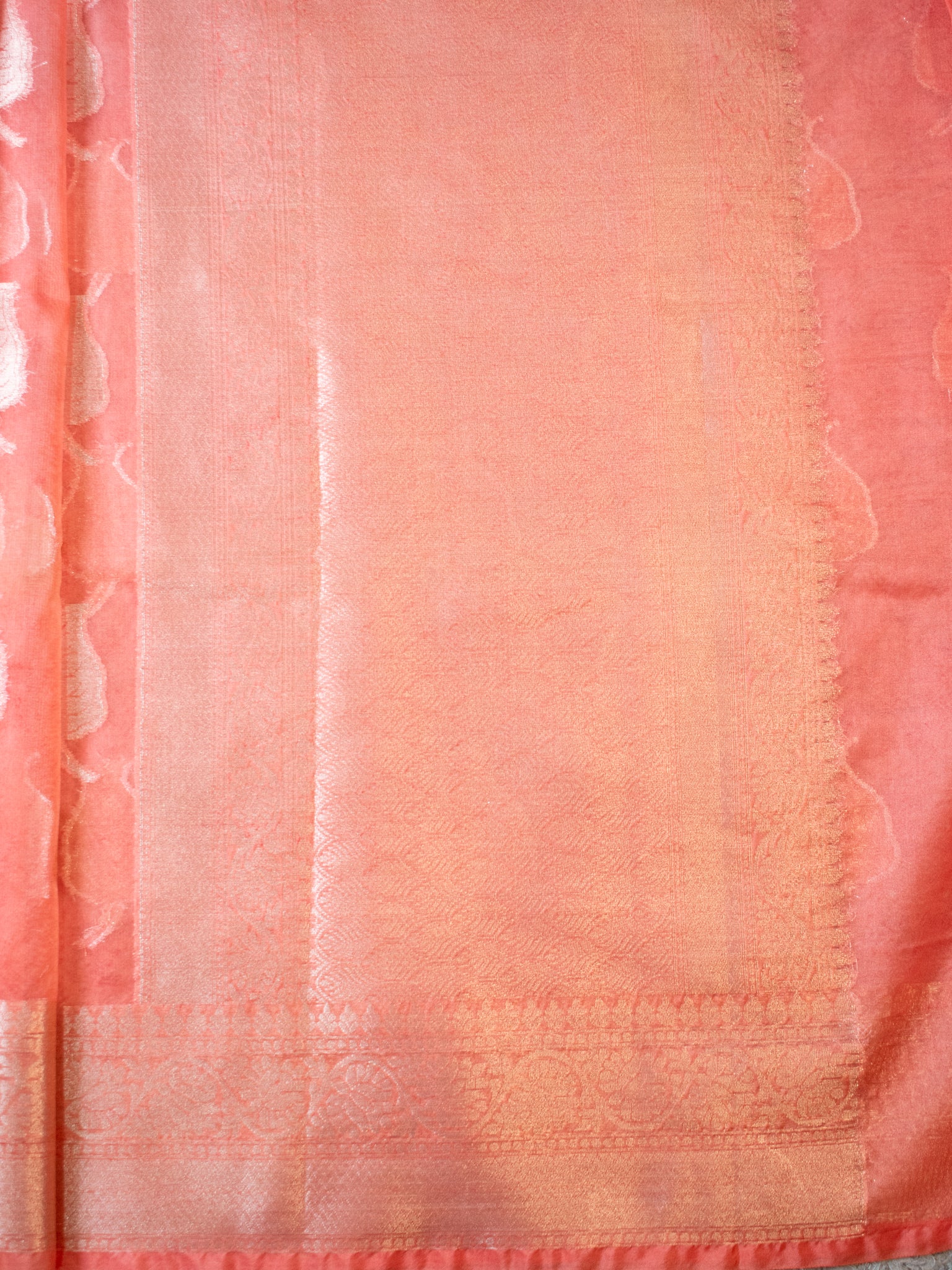 Banarasi Organza Saree With Silver Buti & Border- Peach