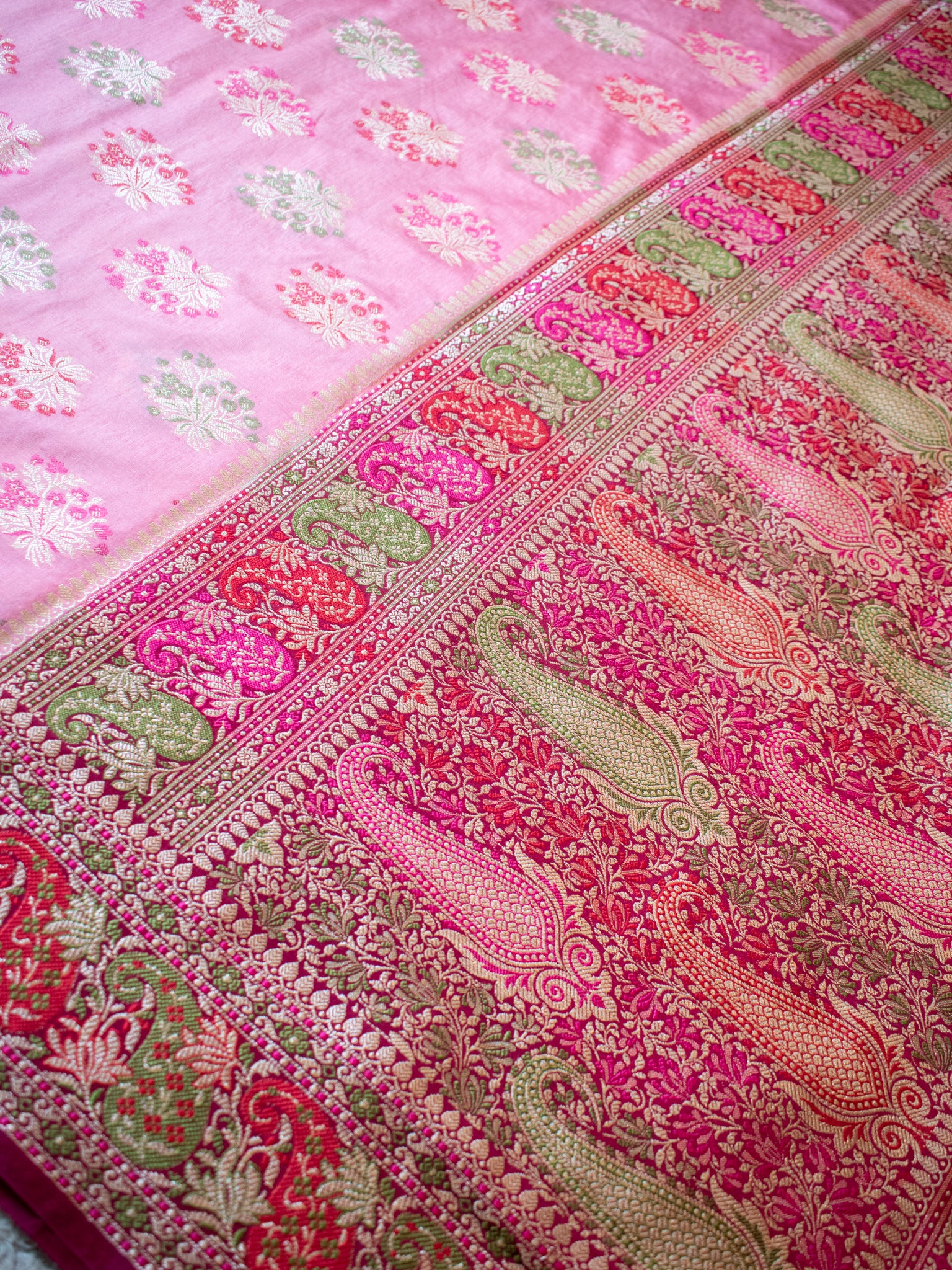 Banarasi Semi Georgette Saree With Resham Work and Border - Pink