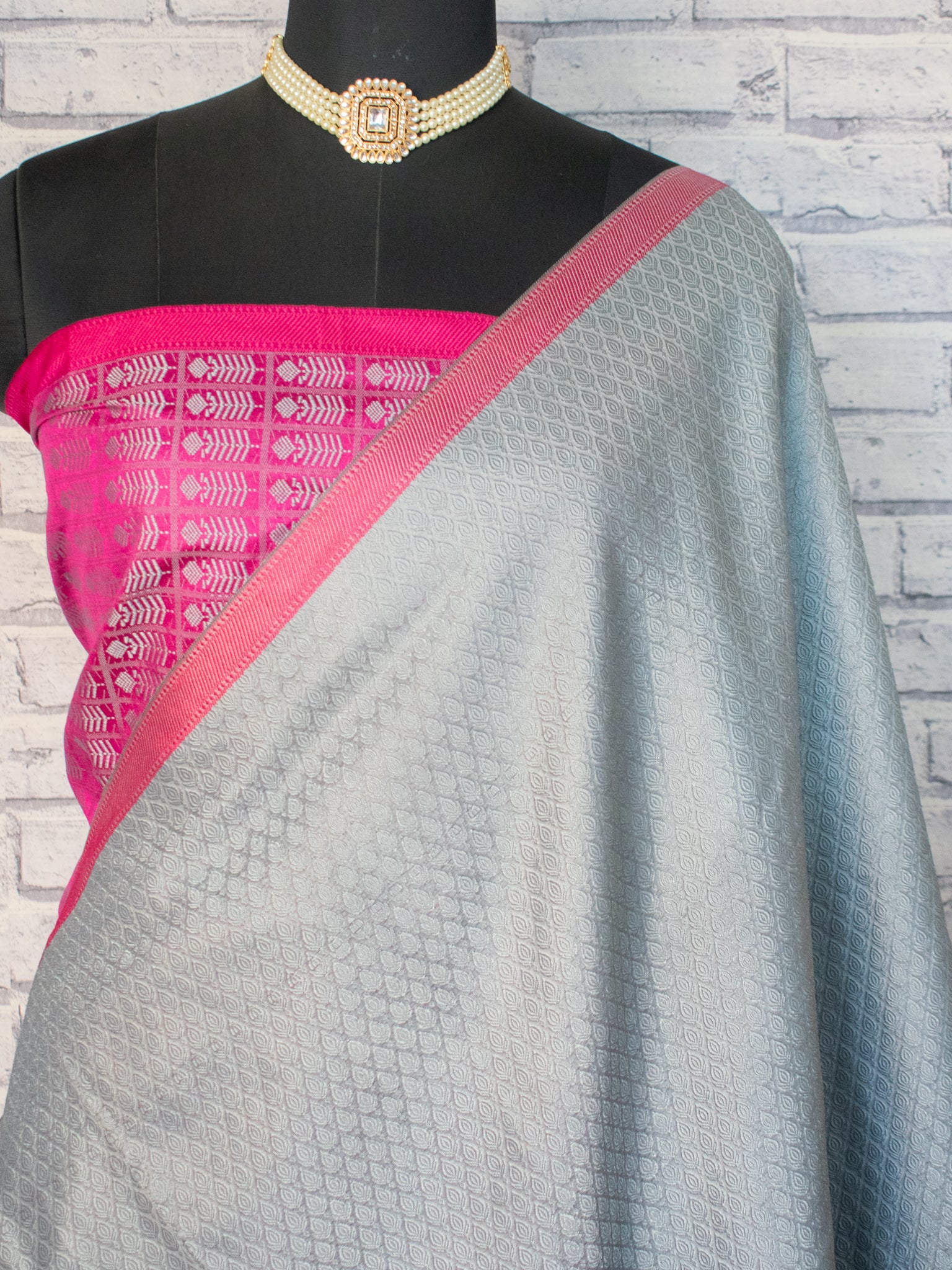 Banarasi Cotton Silk Saree With Skirt Border -Grey