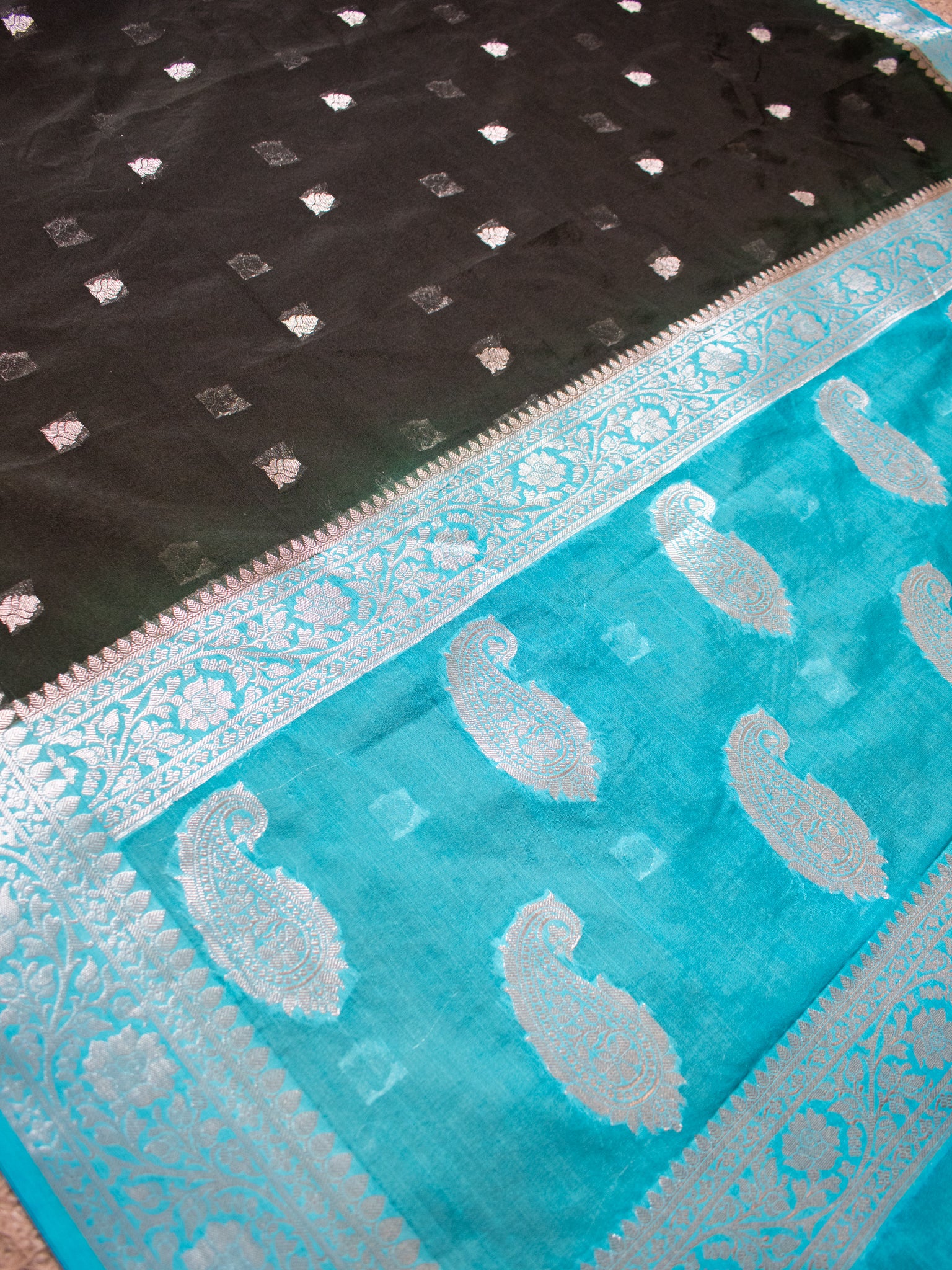 Banarasi Semi Georgette Saree With Zari Work and Border - Black